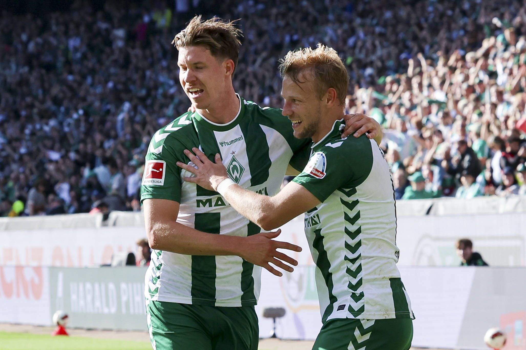Marco Grüll (r.) zeigte auf.