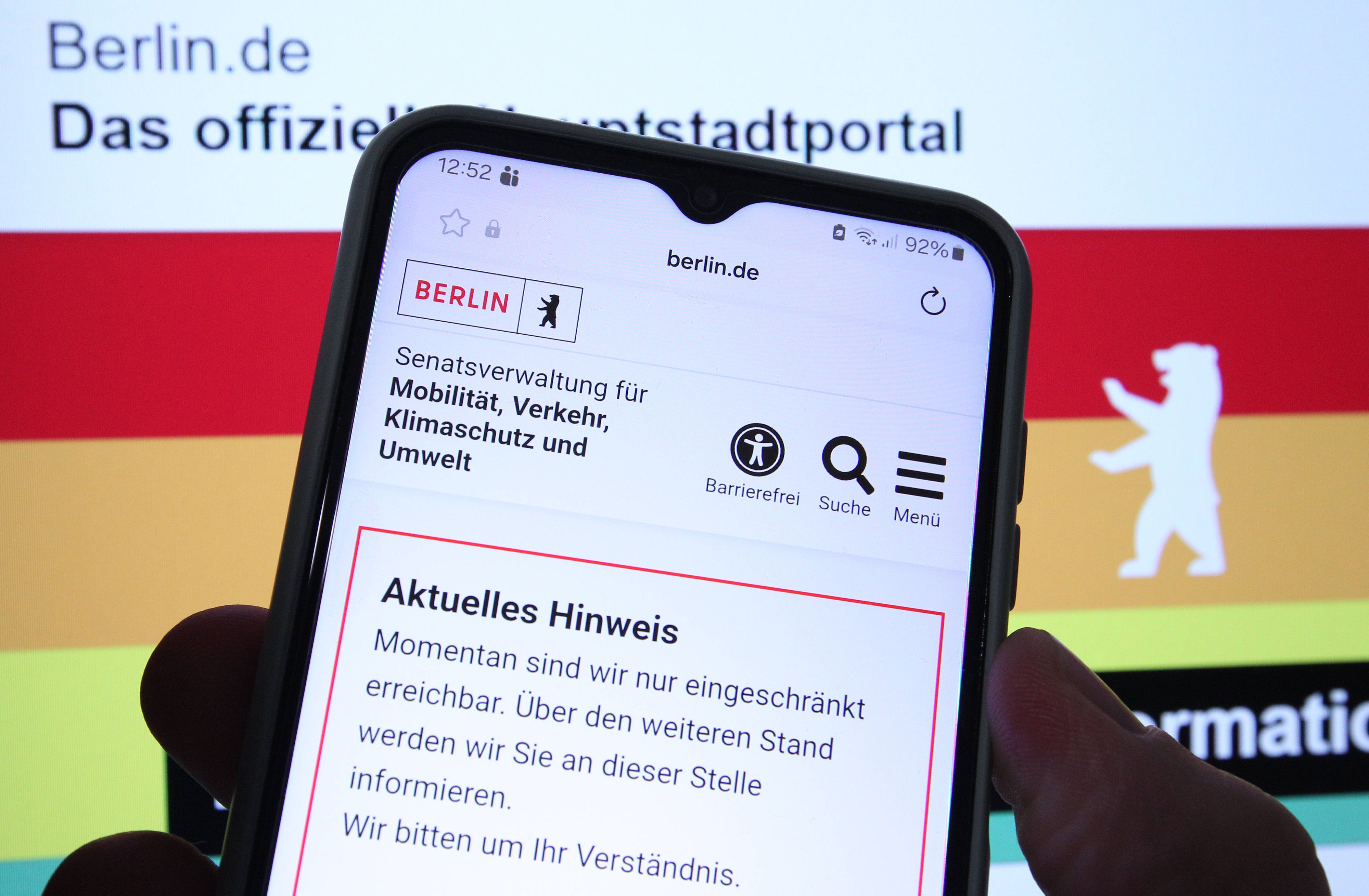 Heute.at - Geheim-Pläne geleakt! Daten-GAU erschüttert Berlin