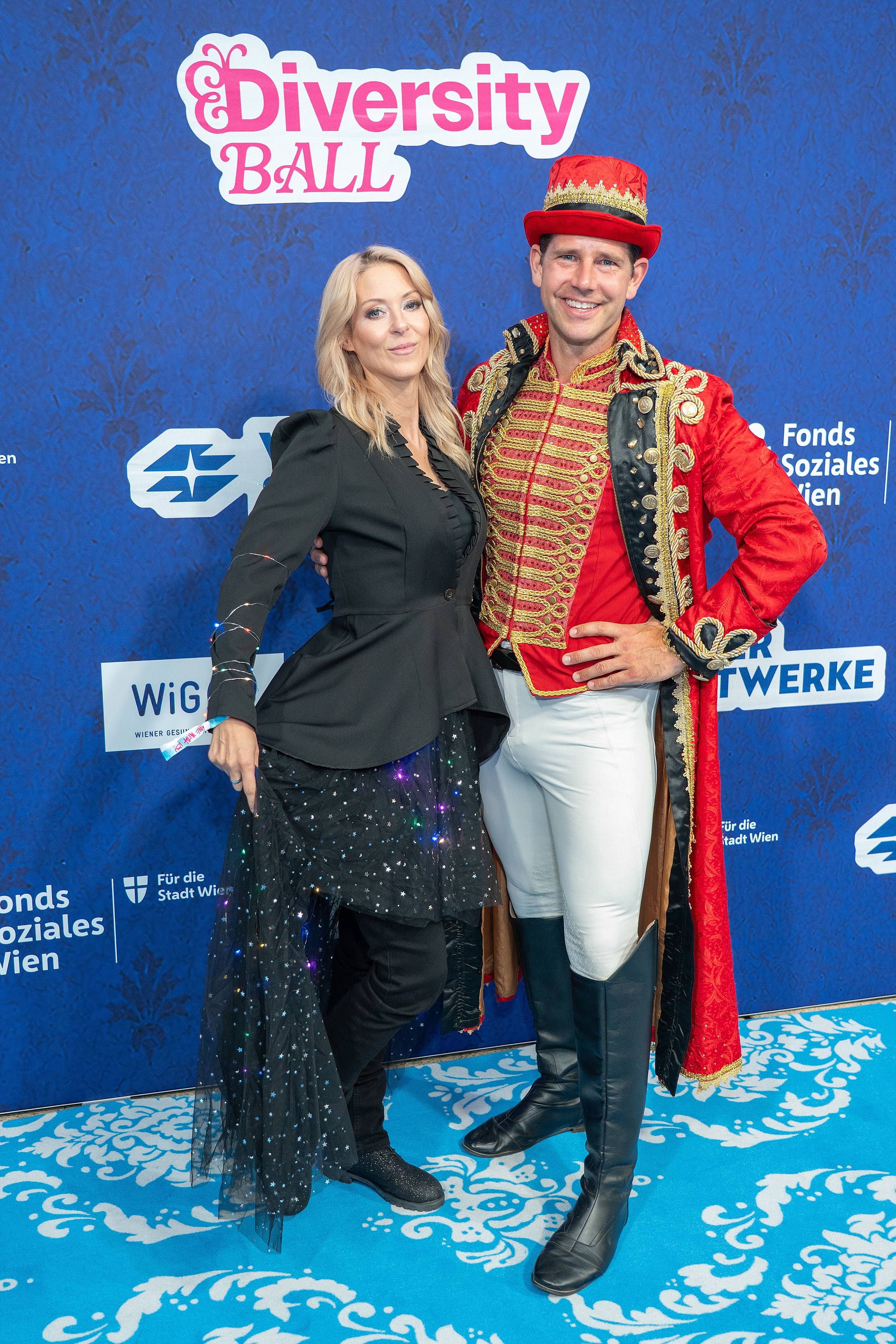 Simone Lugner posierte mit Alexander Schneller