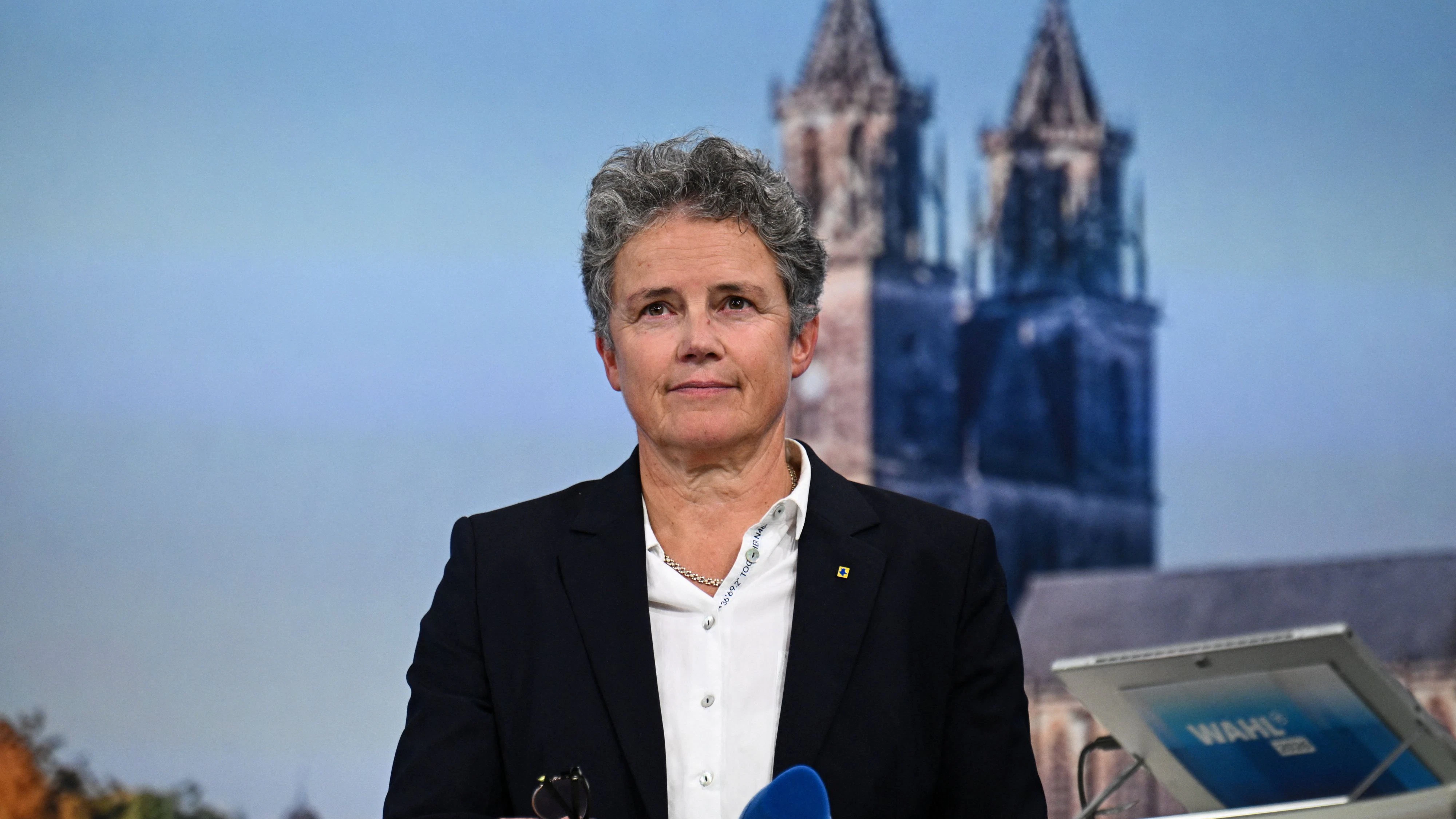 Lydia Hüskens tritt zurück.
