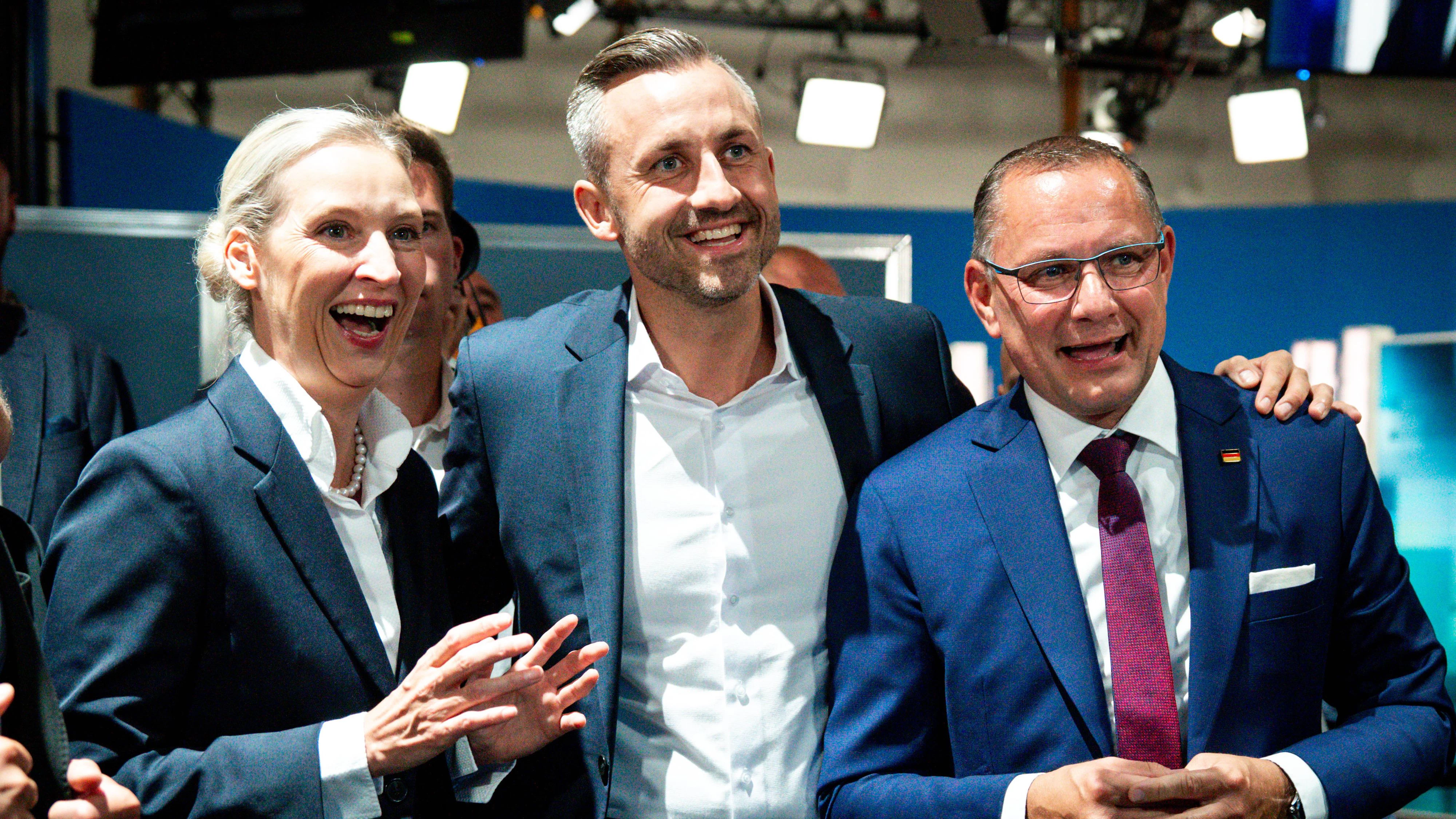 Die AfD gewinnt die Landtagswahl in Sachsen-Anhalt mit einem Rekordergebnis. 