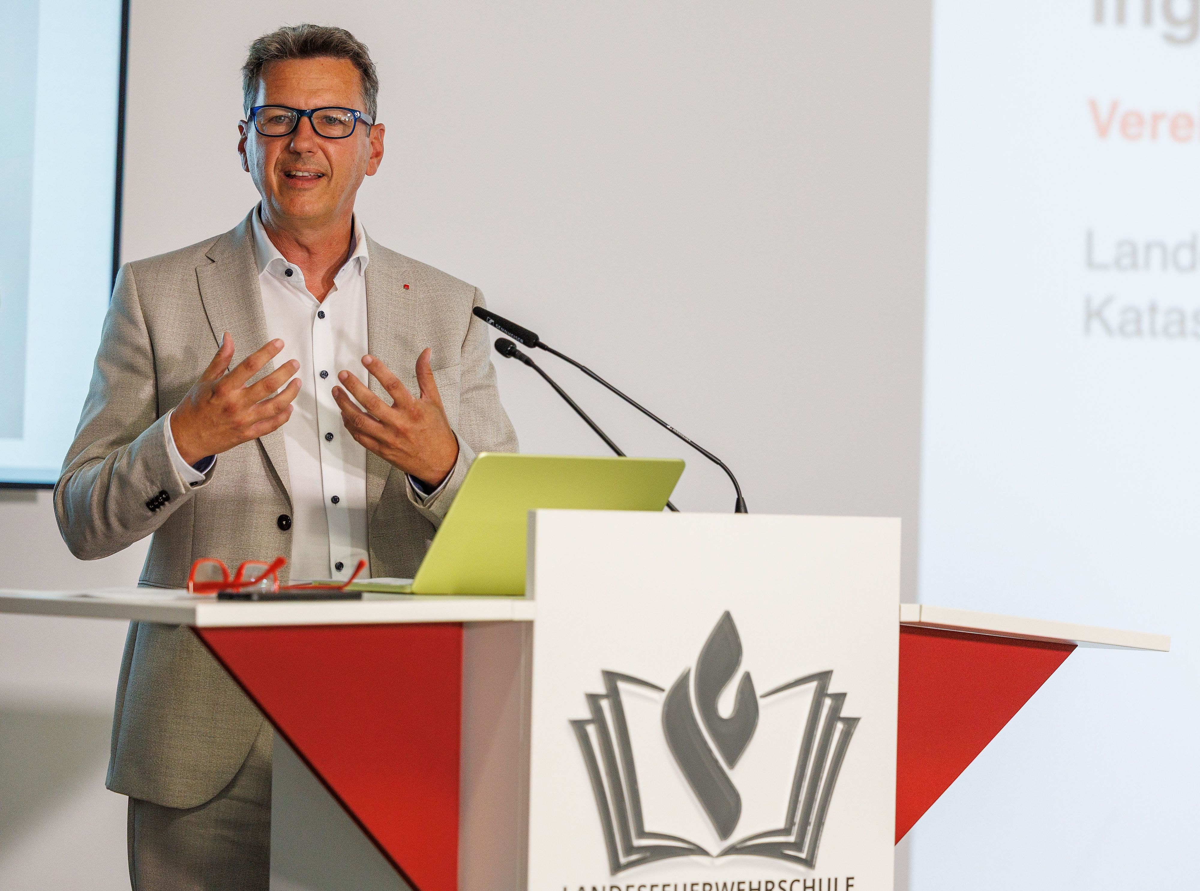 Heute.at - Job-Bonus für Ehrenamtliche – Landeschef macht Ernst