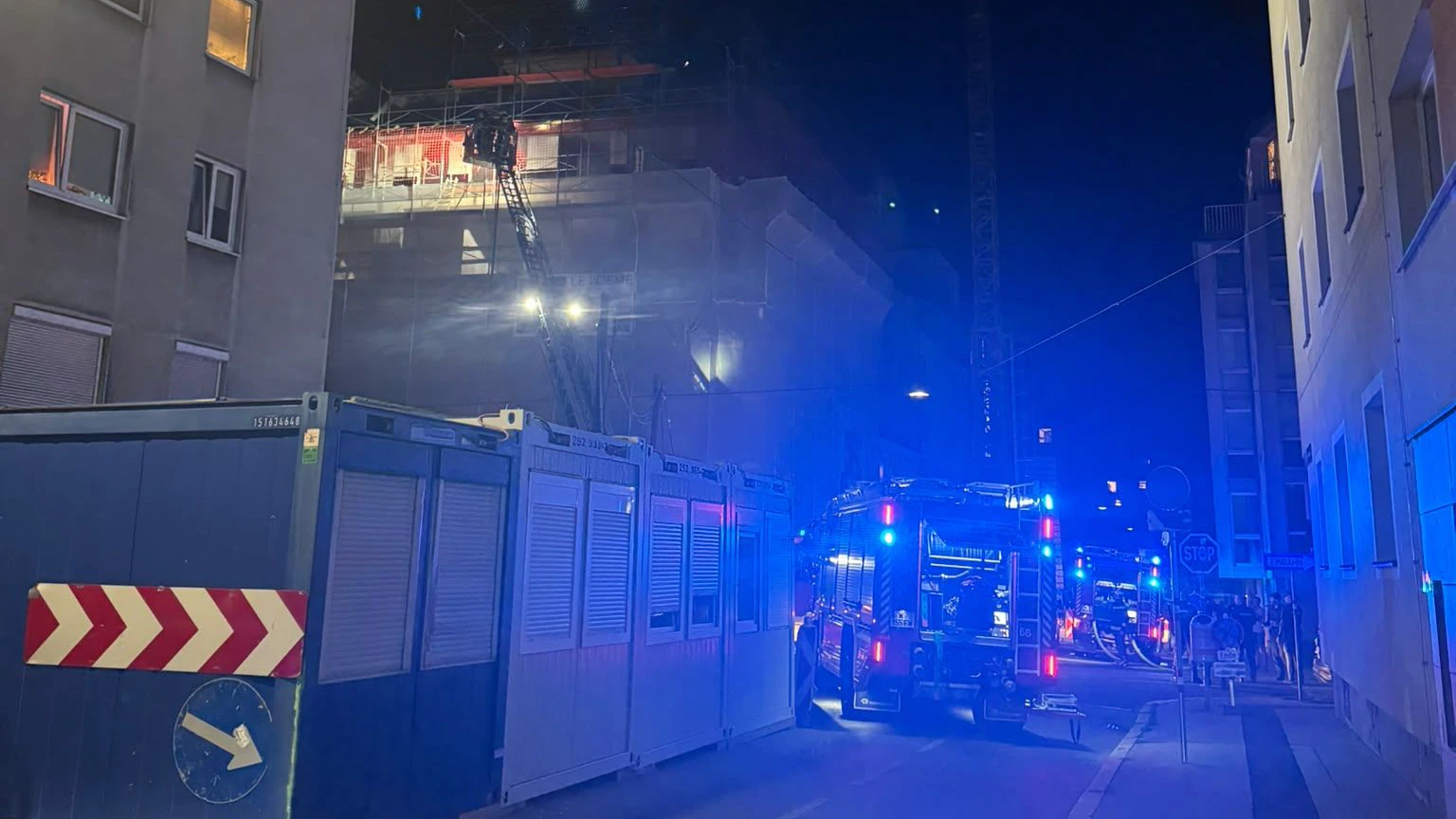 Am Montagabend kam es in Wien-Döbling zu einem Einsatz der Berufsfeuerwehr.