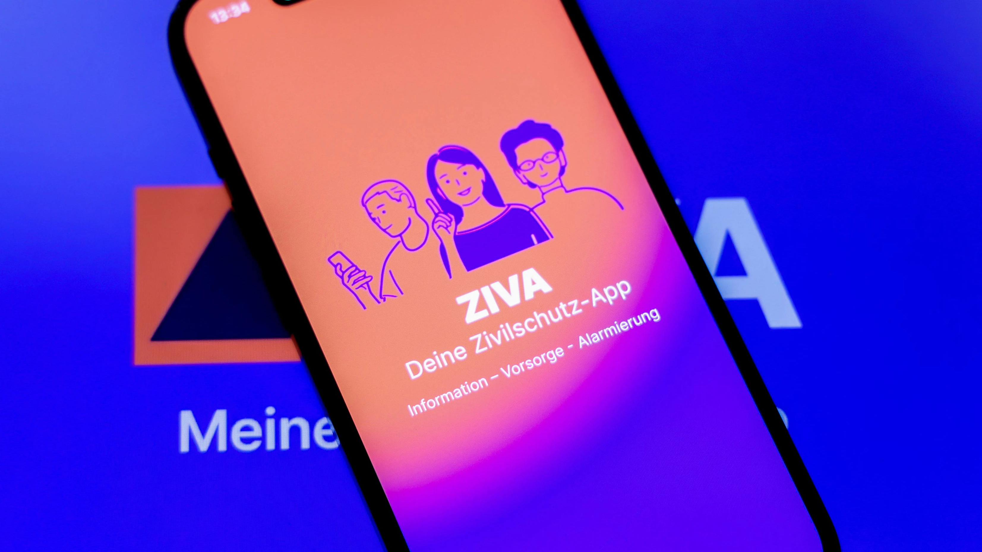 Erste Zivilschutz-App Europas: Innenminister Gerhard Karner hat jetzt ZIVA offiziell vorgestellt.
