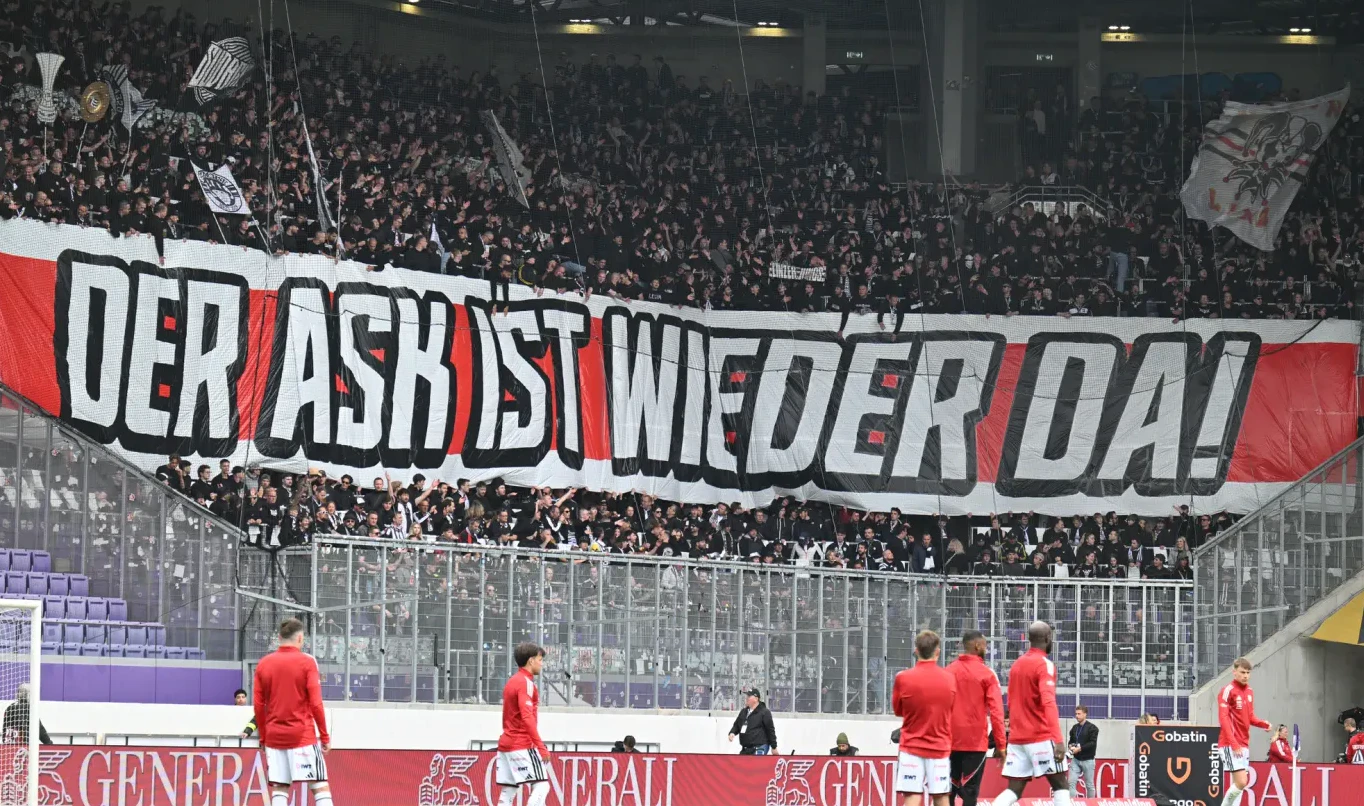 Der ASK ist wieder da – echte Tickets für die Champions-League in Linz sind hingegen kaum noch zu haben.