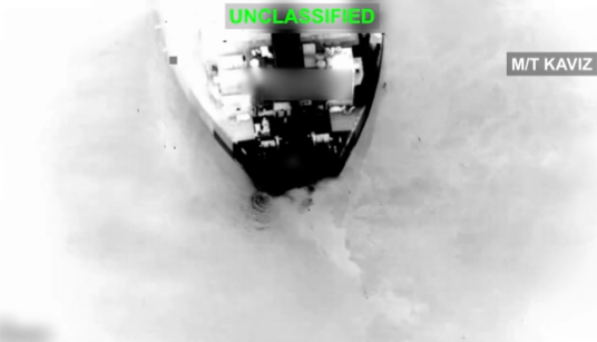 Das US-Militär hat iranische Tanker beschossen. 