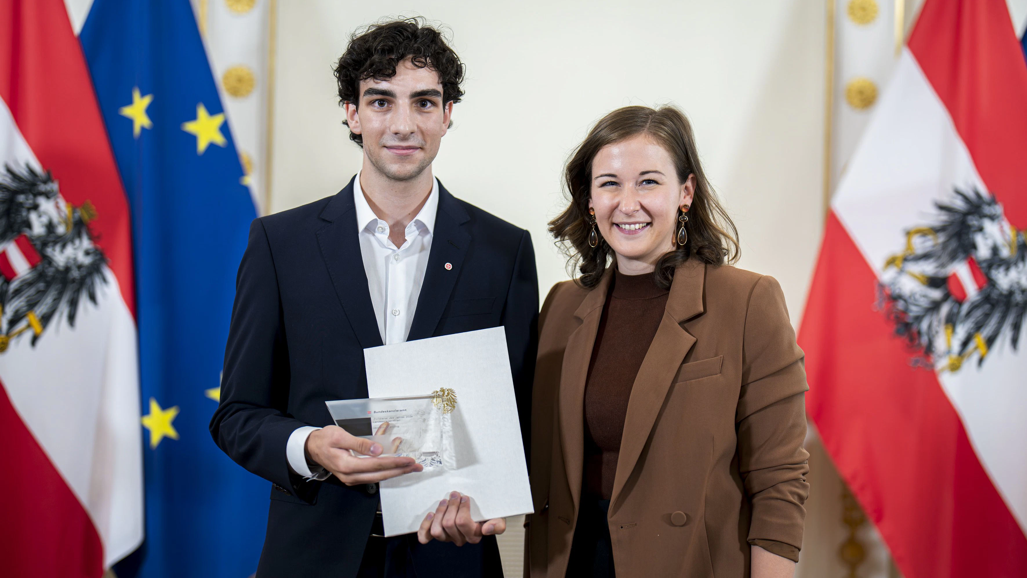 Leonardo mit Familienministerin Claudia Bauer (VP). 