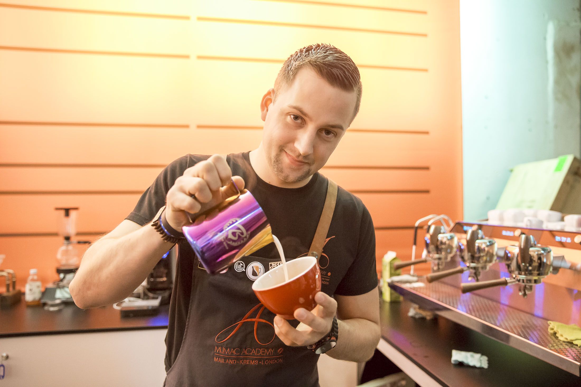 Benjamin Graf, dreifacher Latte Art Champion ist wieder mit dabei