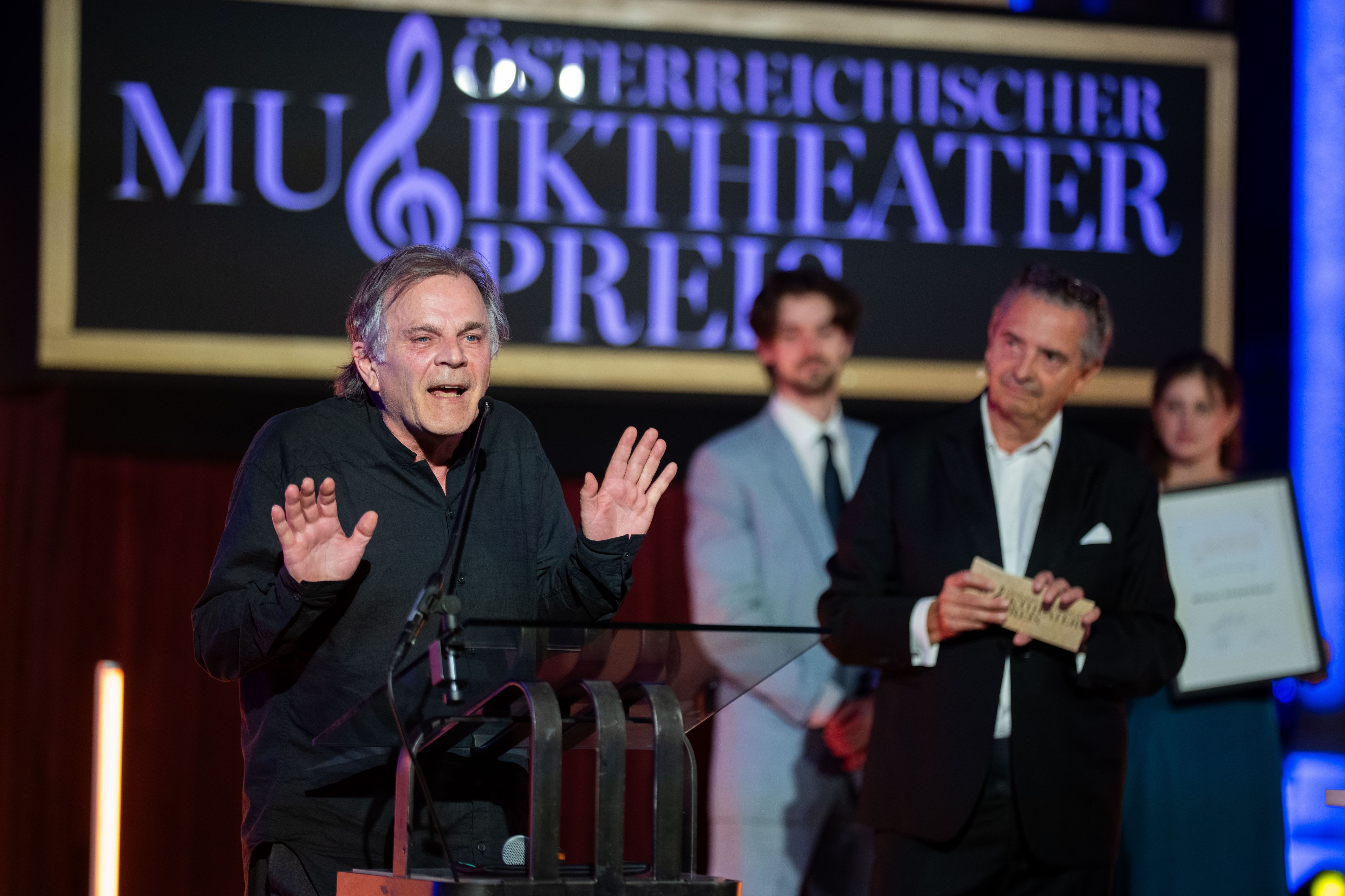 Markus Hinterhäuser erhält den Sonderpreis 