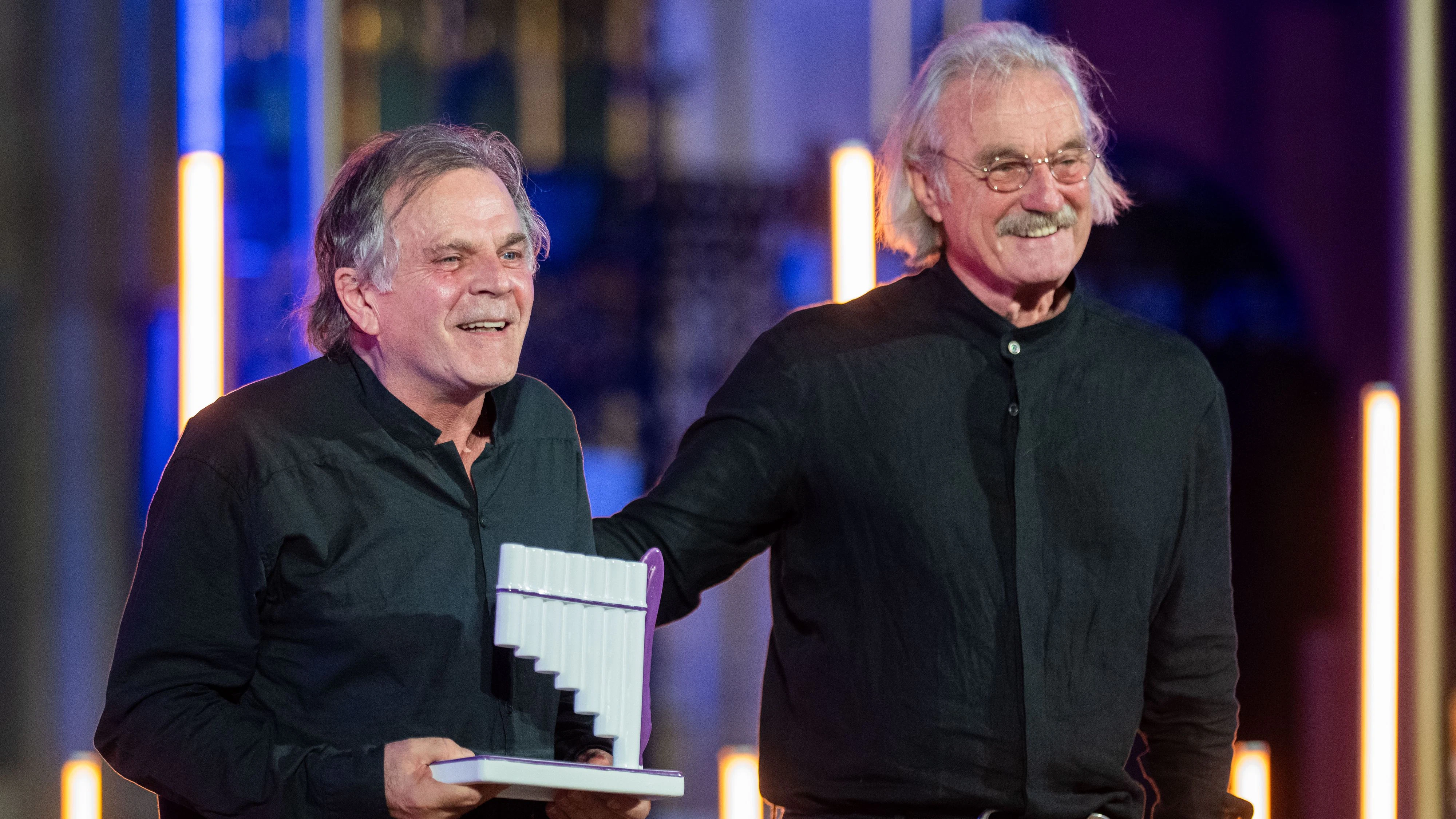 Markus Hinterhäuser mit dem Sonderpreis "Großer Preis der Jury" und Christoph Ransmayer am Dienstag, 08. September 2026, im Rahmen der Gala "Österreichischer Musiktheaterpreis 2026" in Wien.