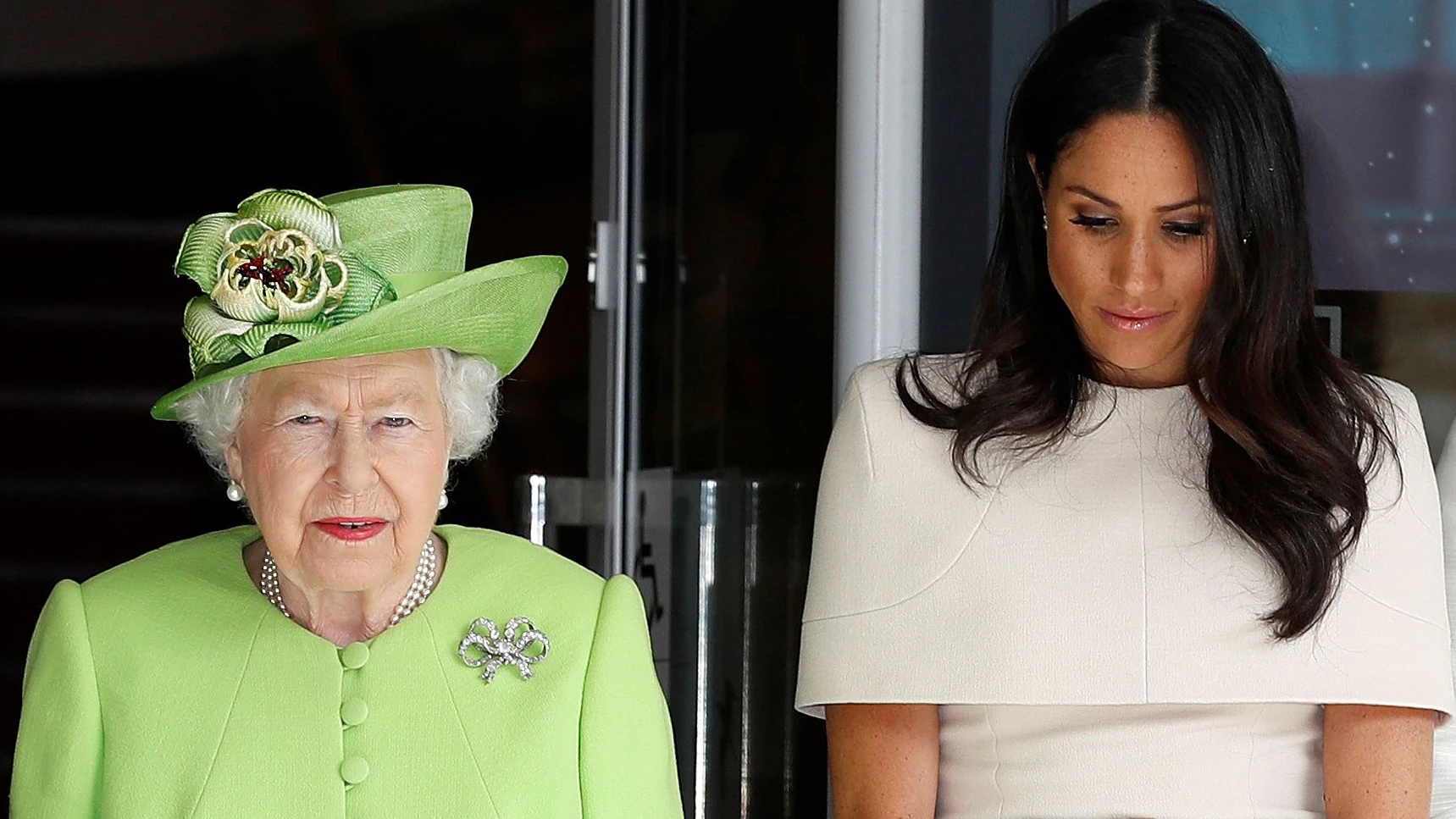 Die Queen wollte Meghan und Harry mit Lockerungen halten.