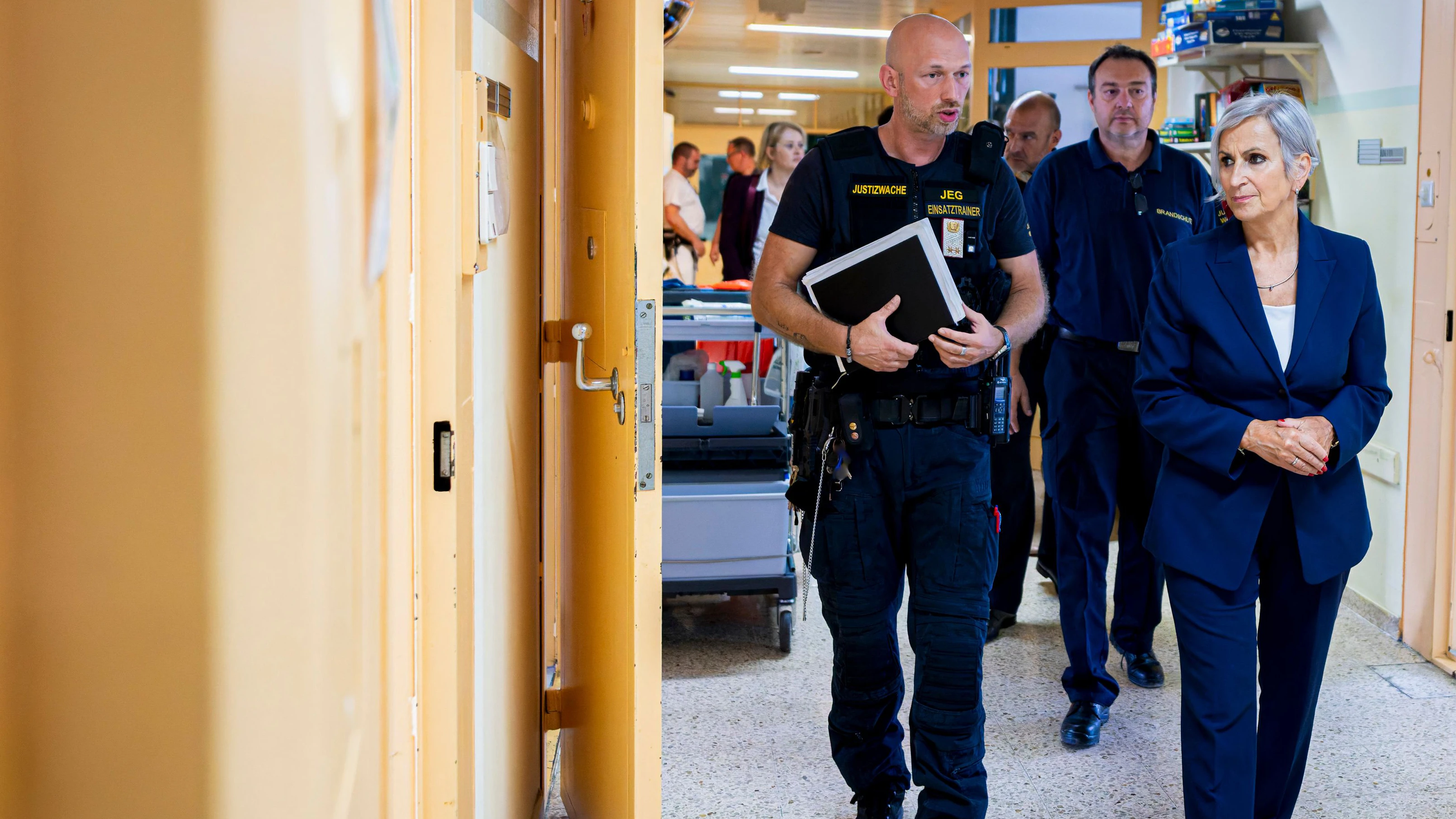 Lokalaugenschein der Justizministerin Anna Sporrer in der JA Josefstadt.