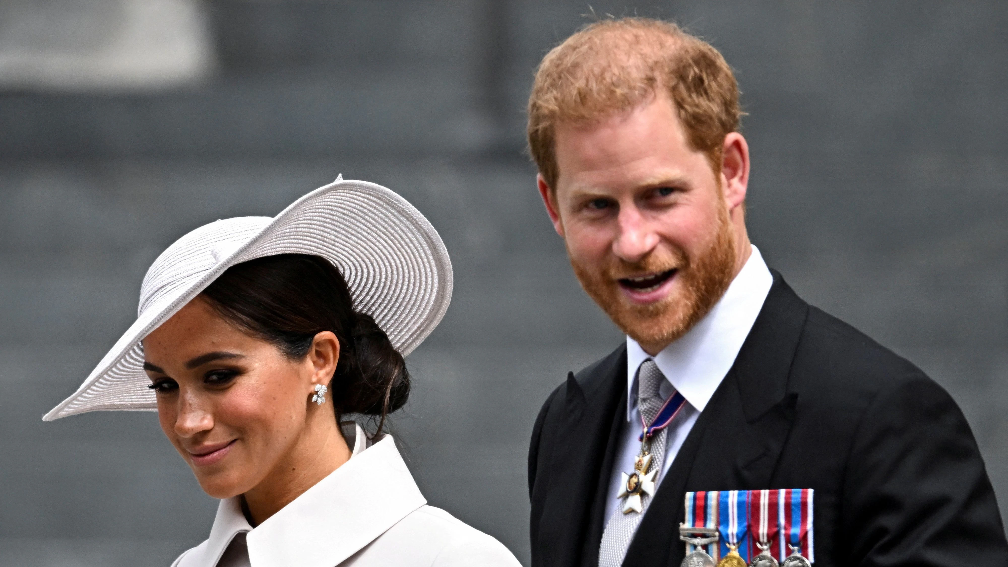 Heute.at - Meghan reist ohne Harry und die Kinder in die USA