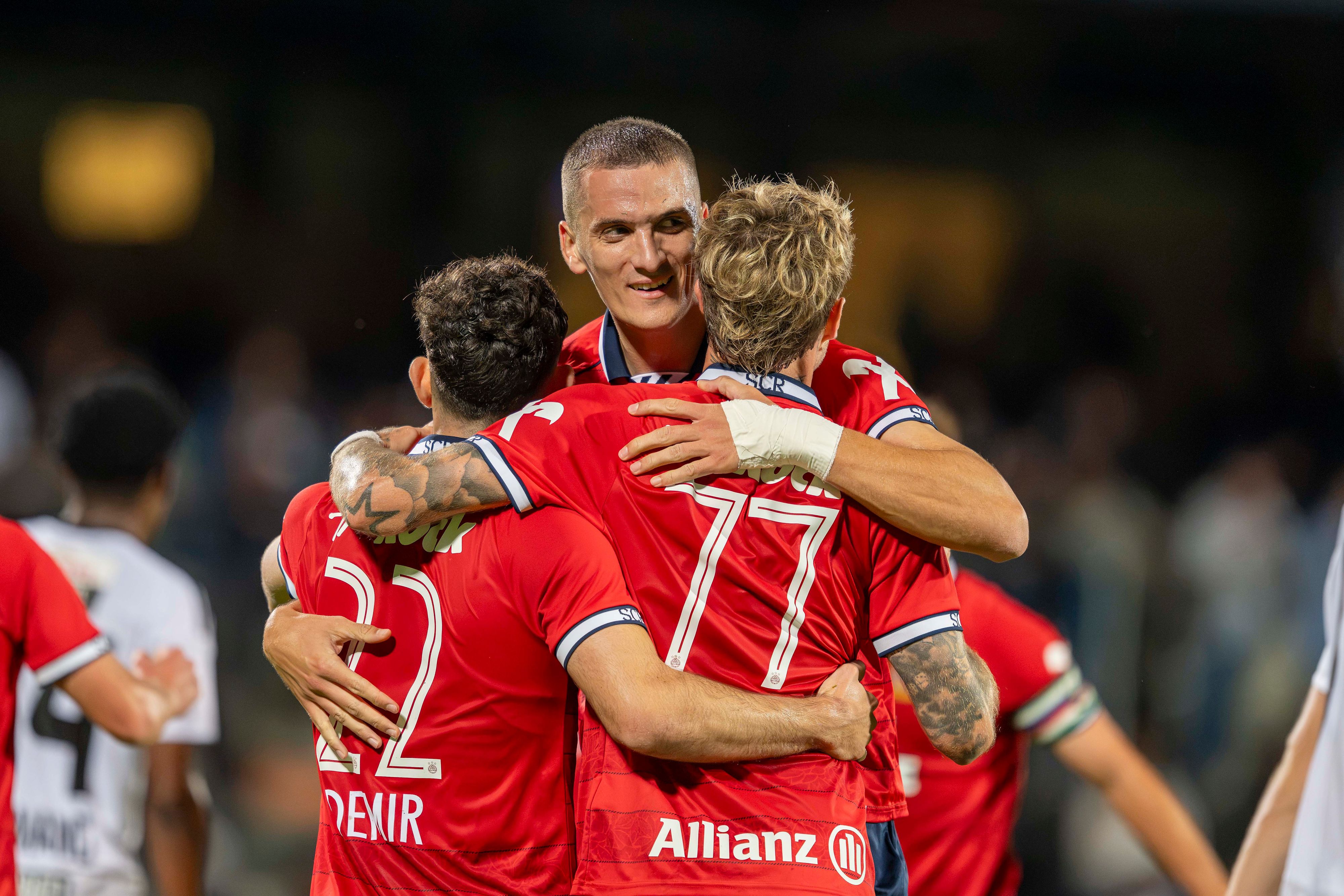 Jubel bei Rapid Wien über den klaren 3:0-Erfolg in Wolfsberg. 