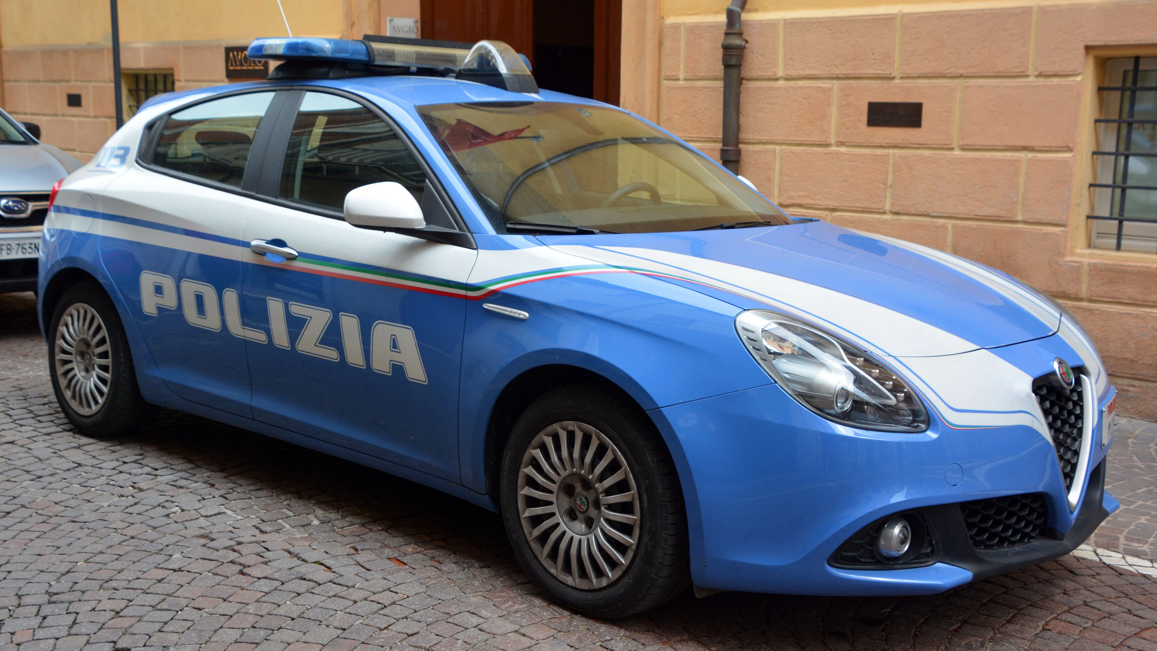 Heute.at - 17-jährige Urlauberin in Italo-Badeort vergewaltigt