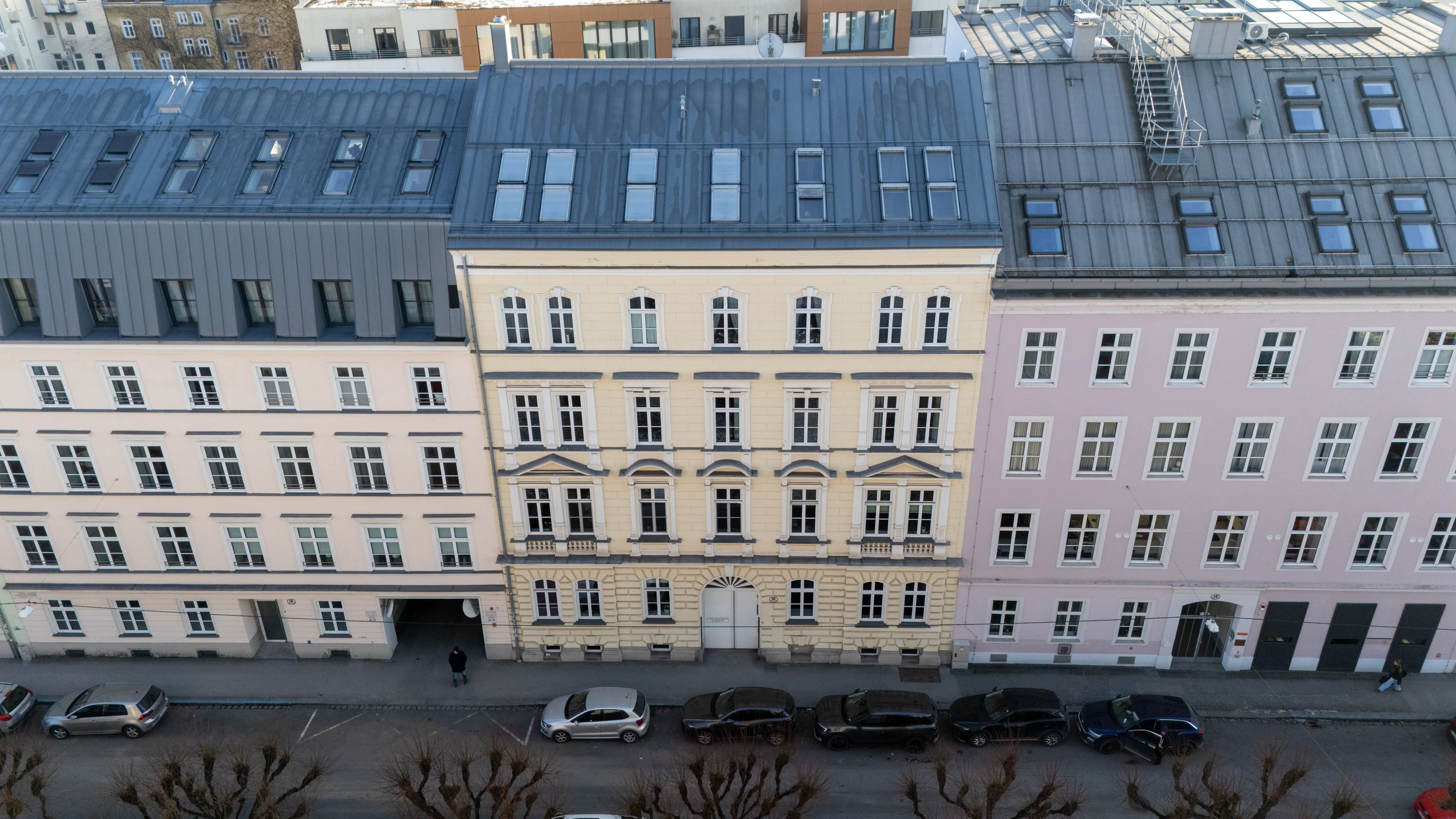 Der Linzer (49) wurde von seinem Bruder tot in seiner Wohnung in der Harrachstraße aufgefunden.
