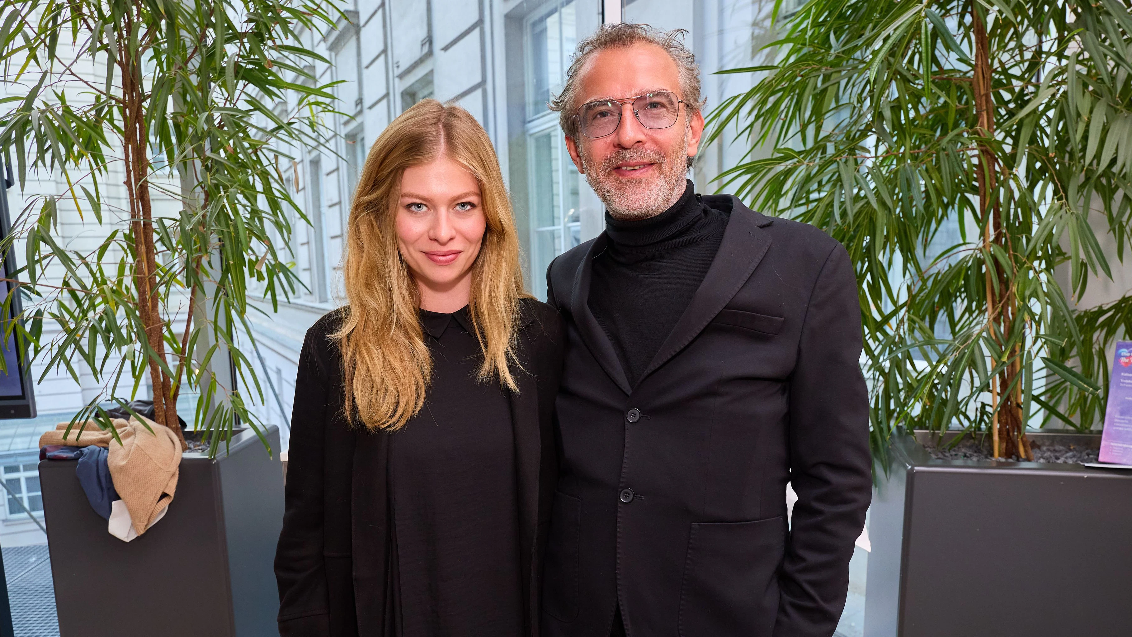 Zoe Straub mit Vater Christoph bei einem Polit-Empfang im Rahmen des ESC Eurovision Contest 2026.