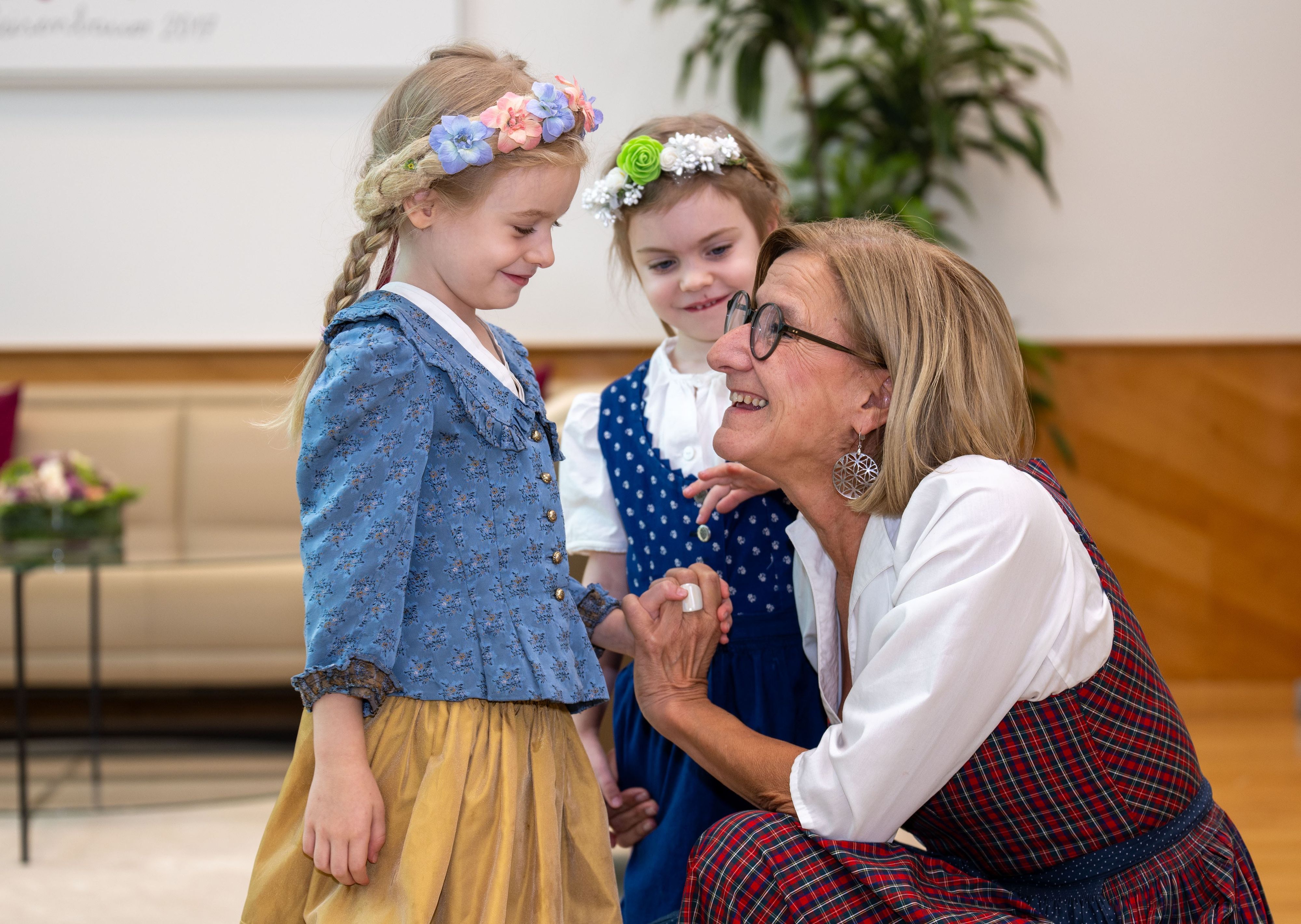 Heute.at - Mikl-Leitner: Die Tracht ist ein Stück gelebte Heimat