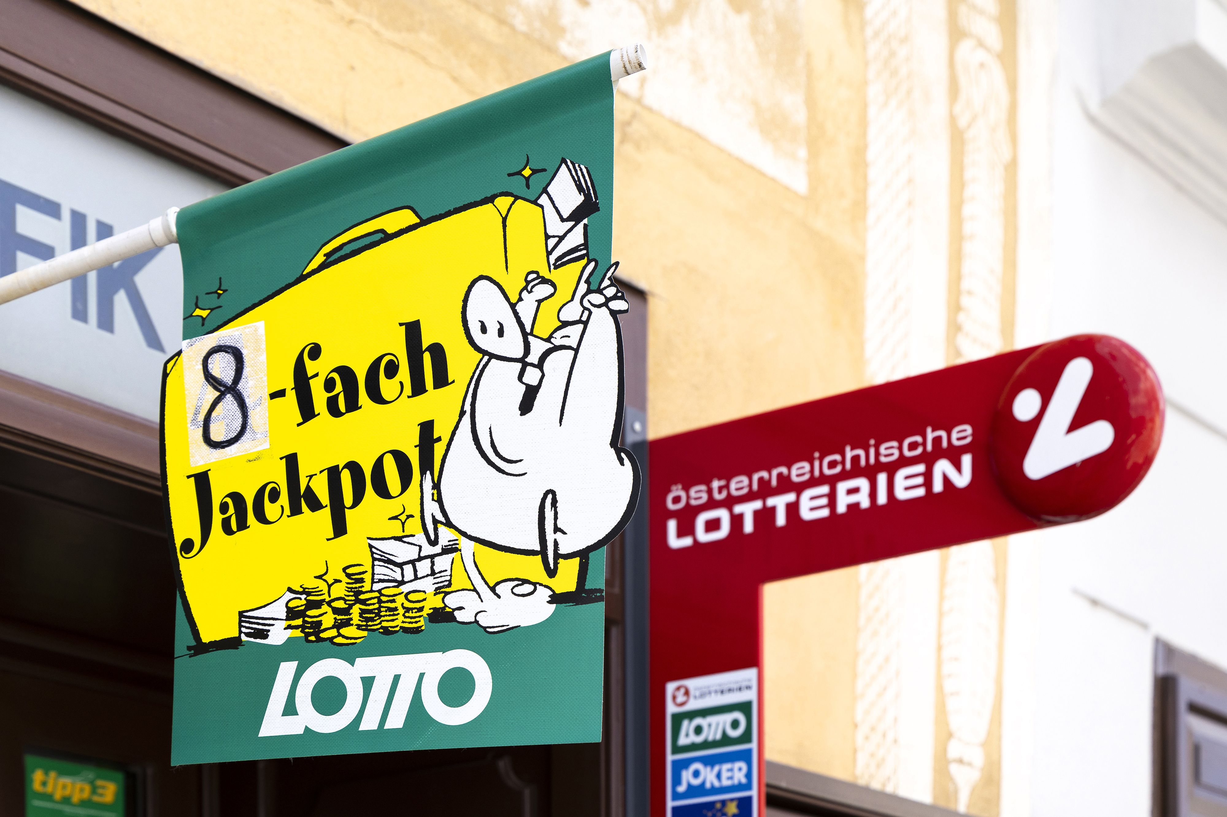 In der Lottoziehung am Sonntag geht es um elf Millionen Euro. (Symbolbild)
