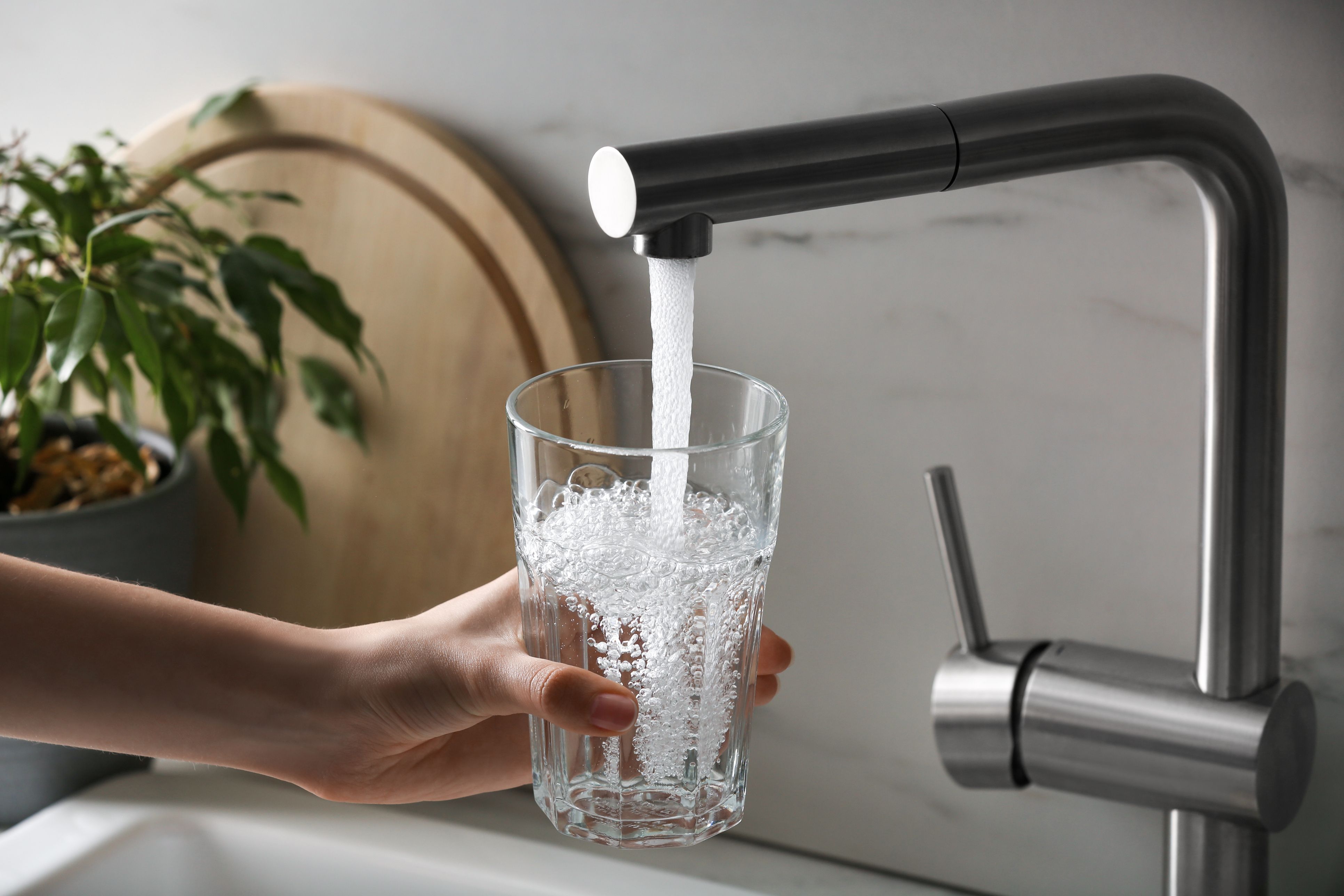 In Steyr kostet der Modellhaushalt für Wasser und Abwasser 766 Euro im Jahr – in Bregenz nur 312 Euro.