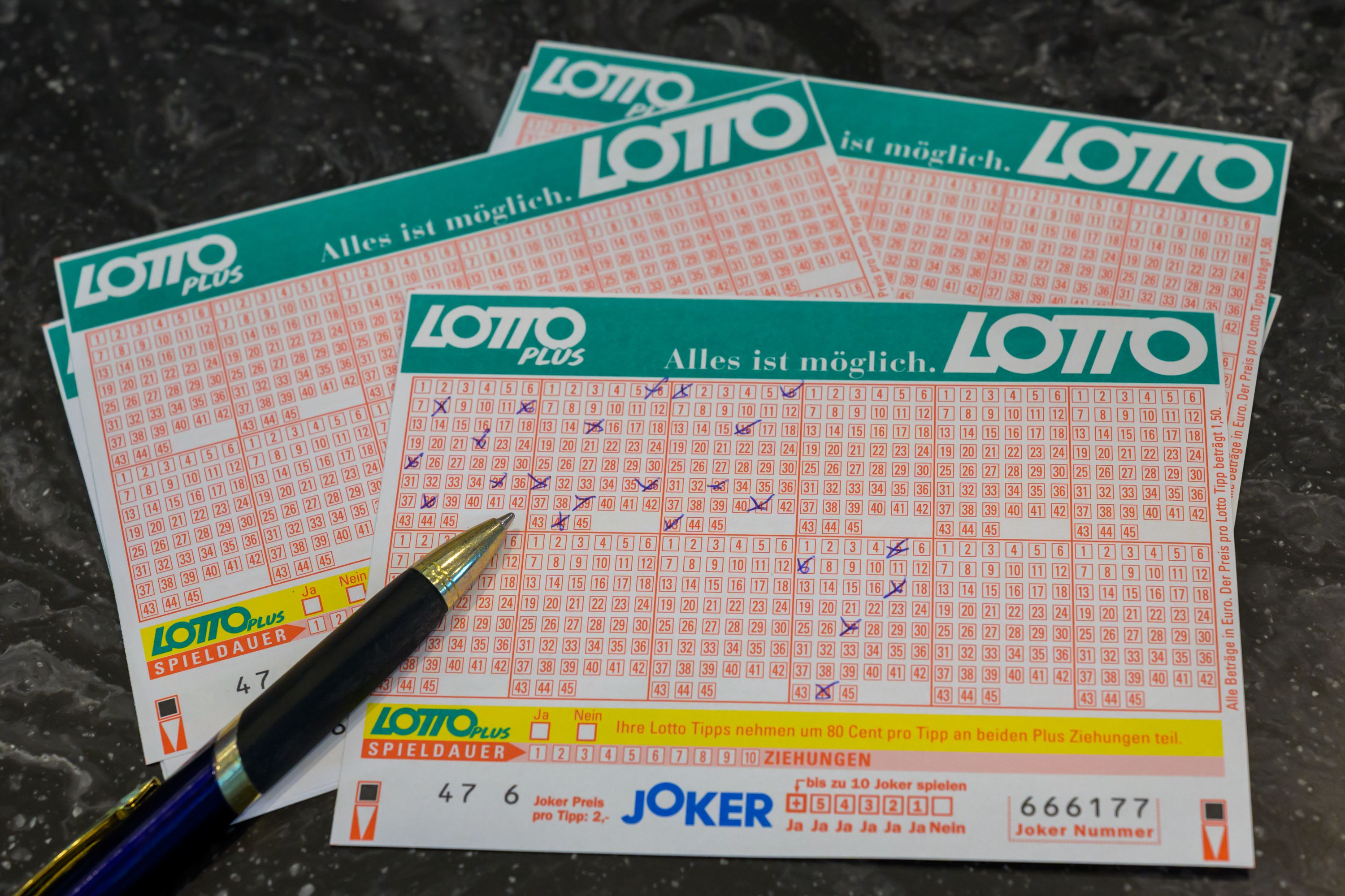 3 Sechser nach Achtfachjackpot zu je mehr als 3,6 Mio. Euro