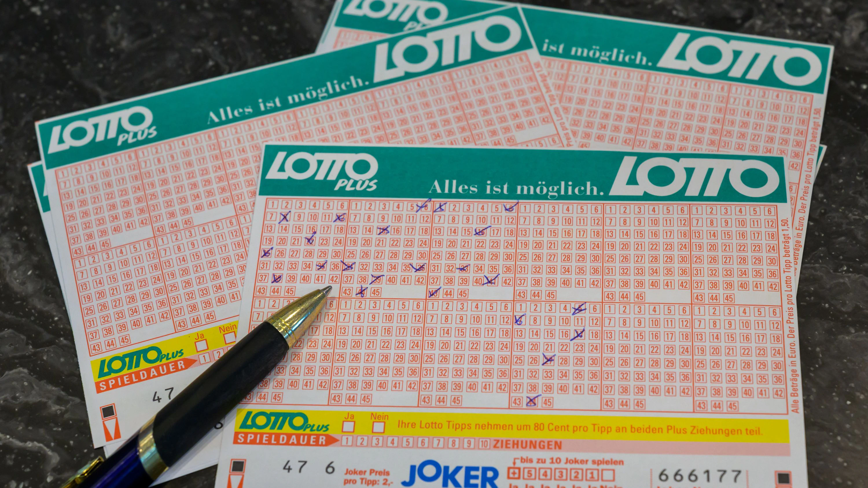 3 Sechser nach Achtfachjackpot zu je mehr als 3,6 Mio. Euro