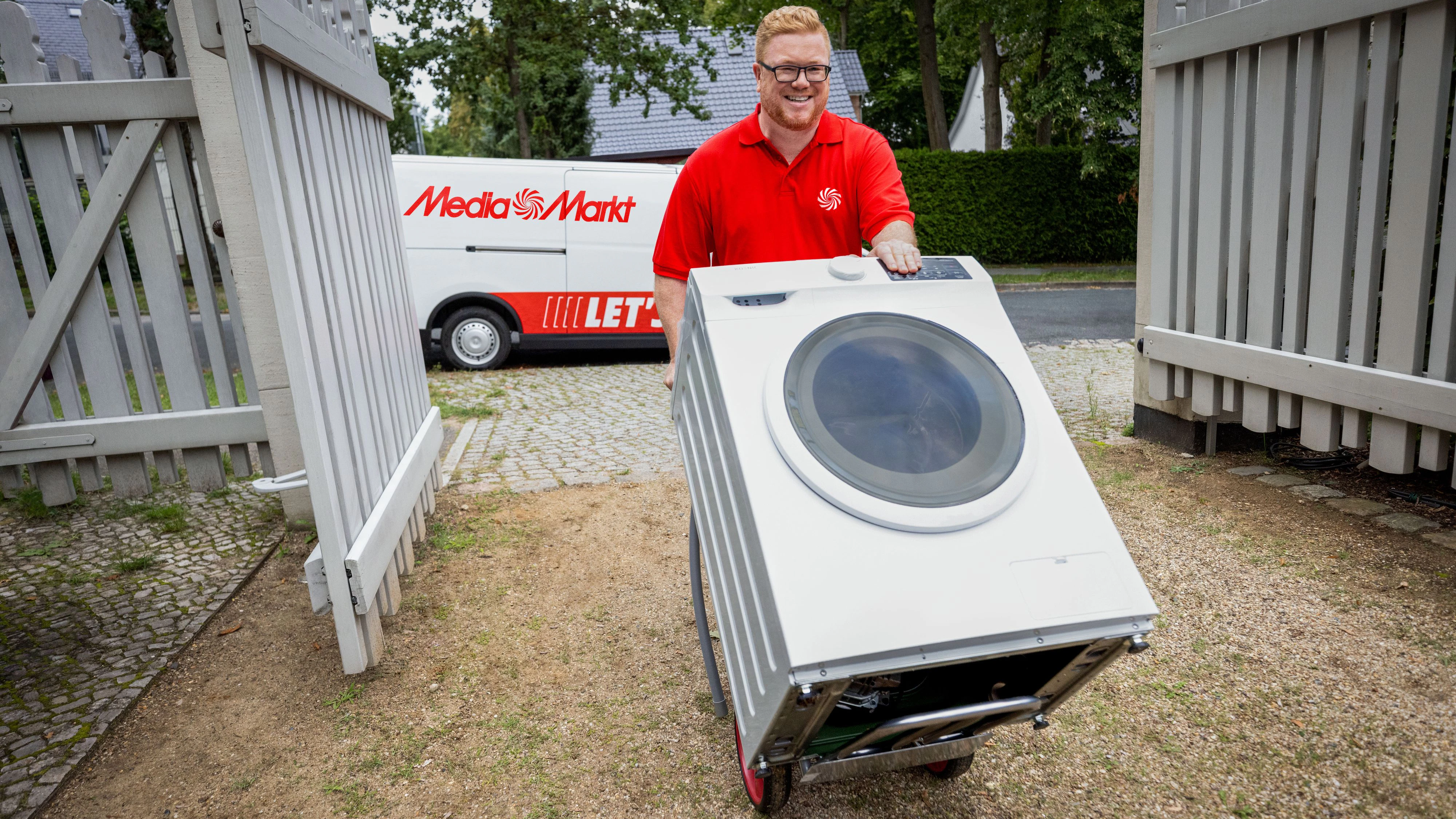 MediaMarkt liefert Großgeräte schon am nächsten Tag.