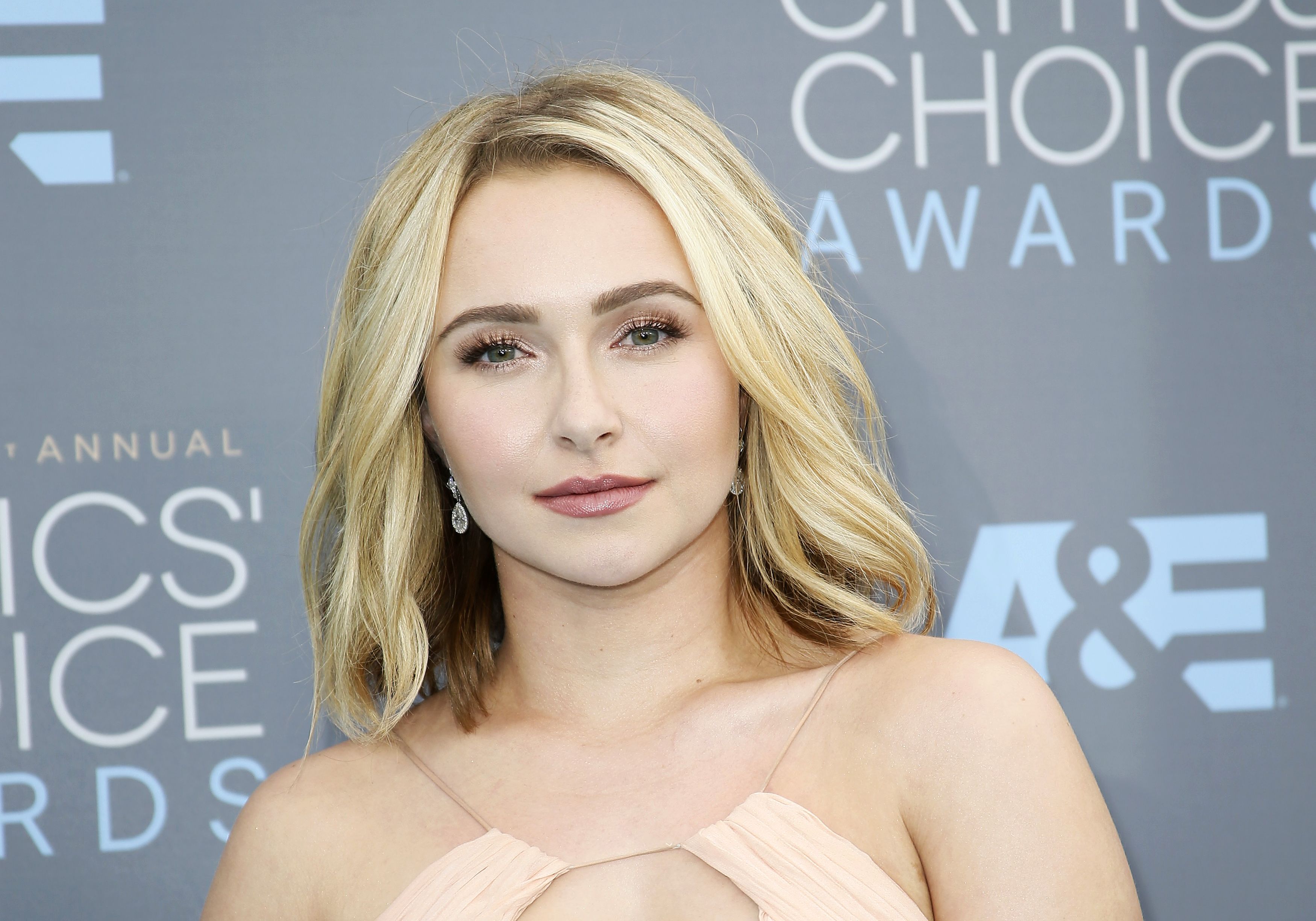 Heute.at - Todesursache enthüllt! Daran starb Hayden Panettiere