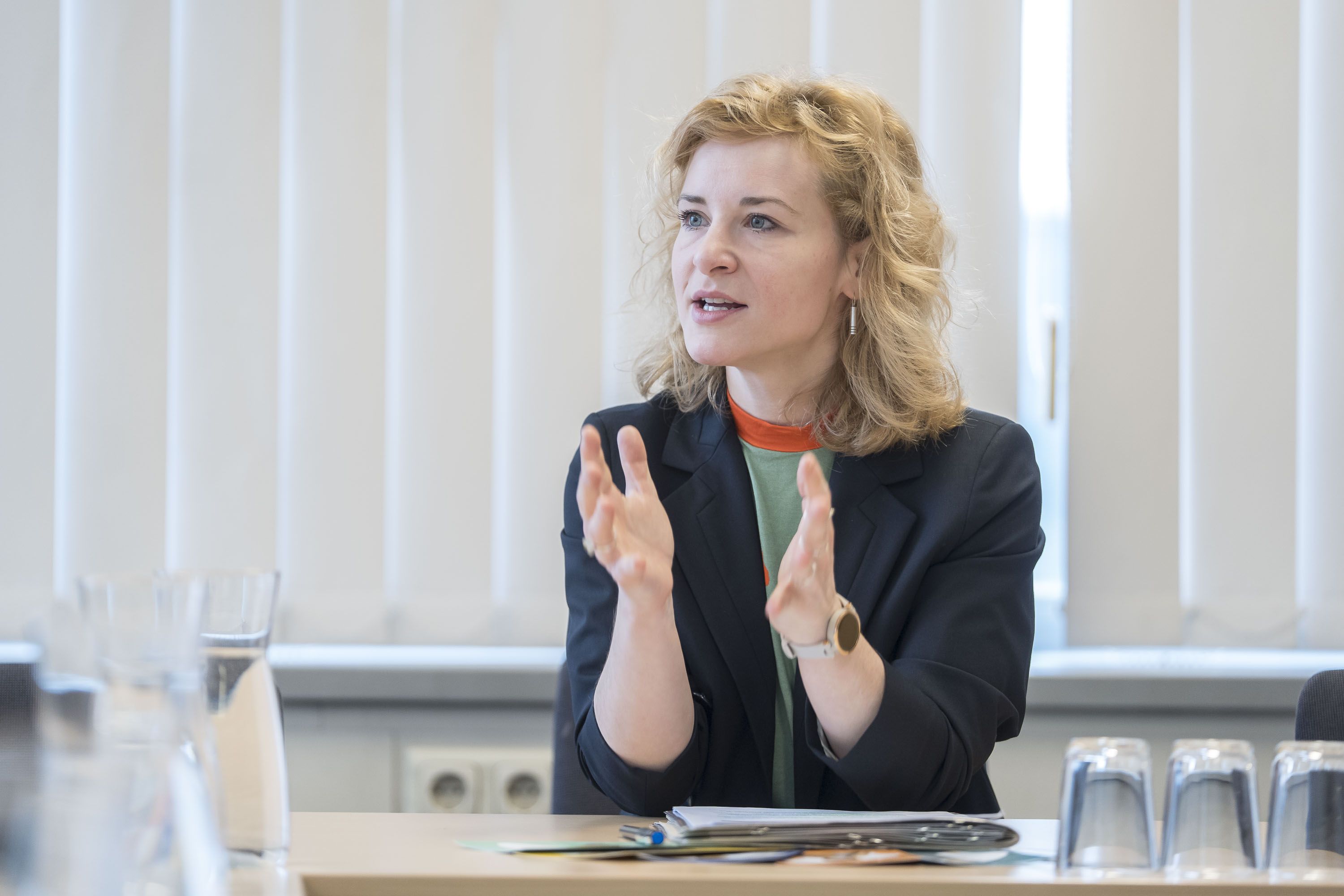 Heute.at - Neue Firmen-Regel: 40 % Frauen oder Sitz bleibt frei
