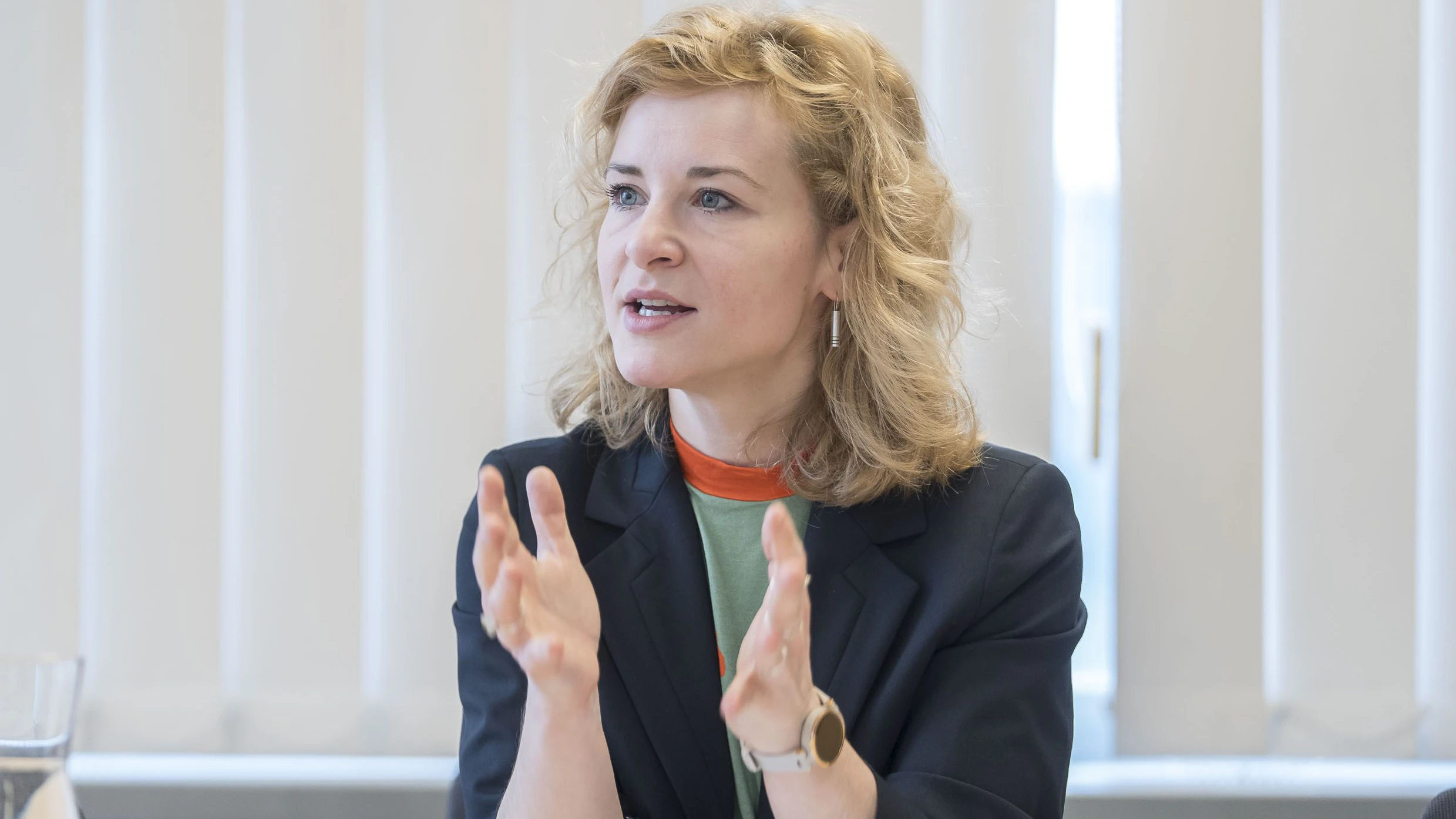 Heute.at - Neue Firmen-Regel: 40 % Frauen oder Sitz bleibt frei