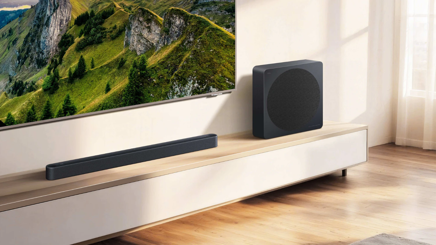IFA 2026: TCL zeigt neue Soundbar, SQD-Mini LED-TVs und smarte Haushaltsgeräte.