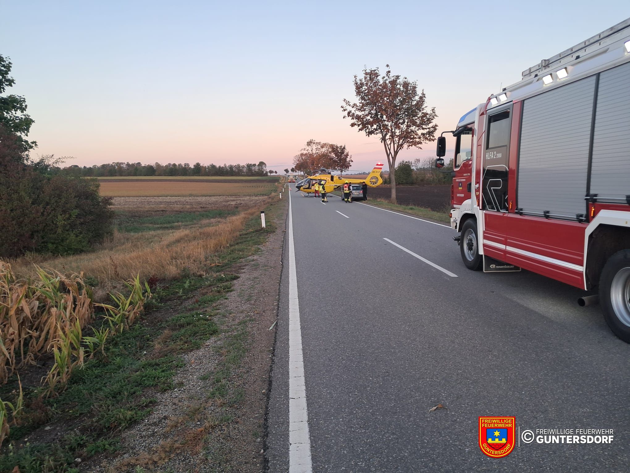 Auch ein Notarzt und ein Rettungshubschrauber standen am Dienstagmorgen im Einsatz.