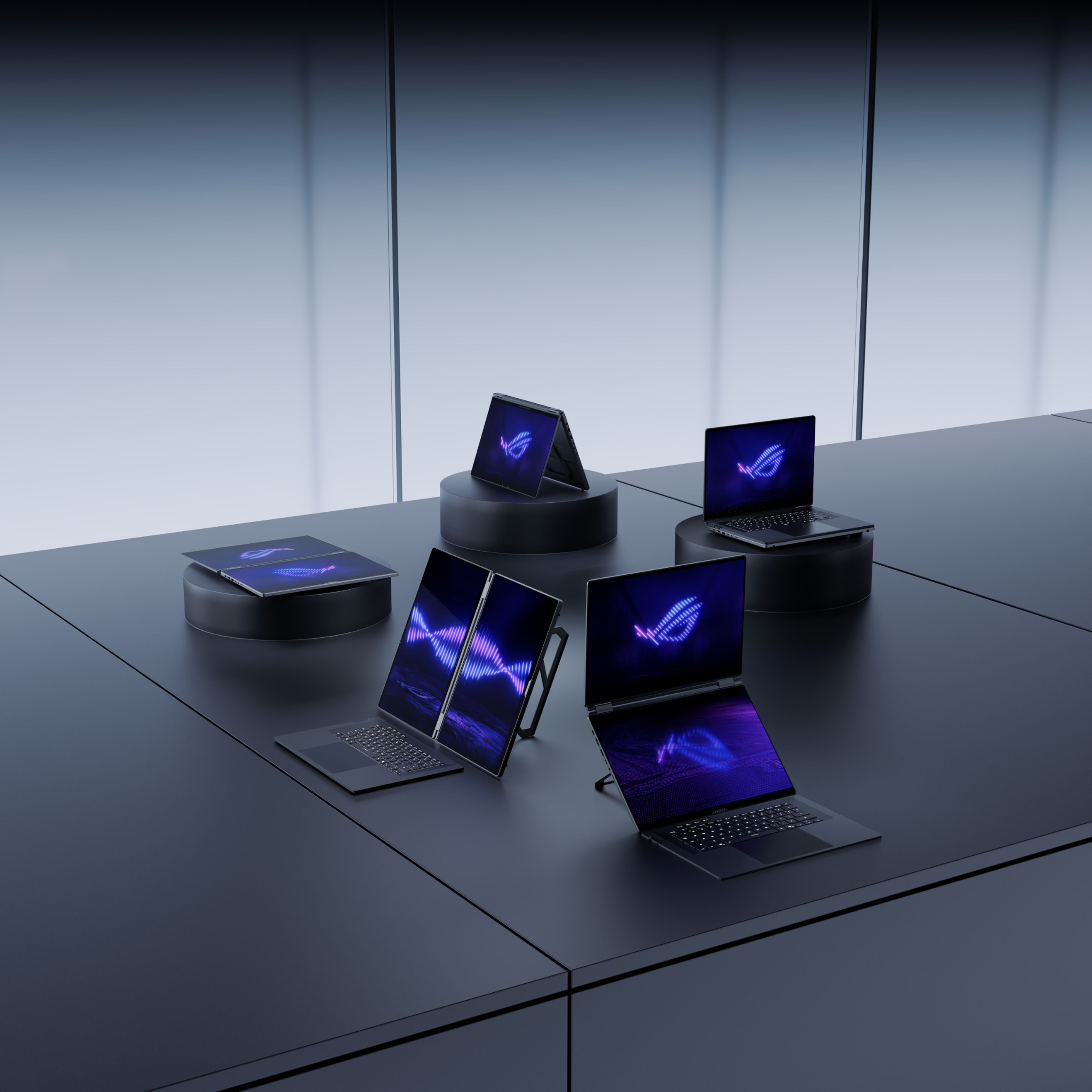 Zwei OLED-Displays, RTX 5090 und 64 GB RAM: Das Rog Zephyrus Duo 16 startet jetzt in Österreich.