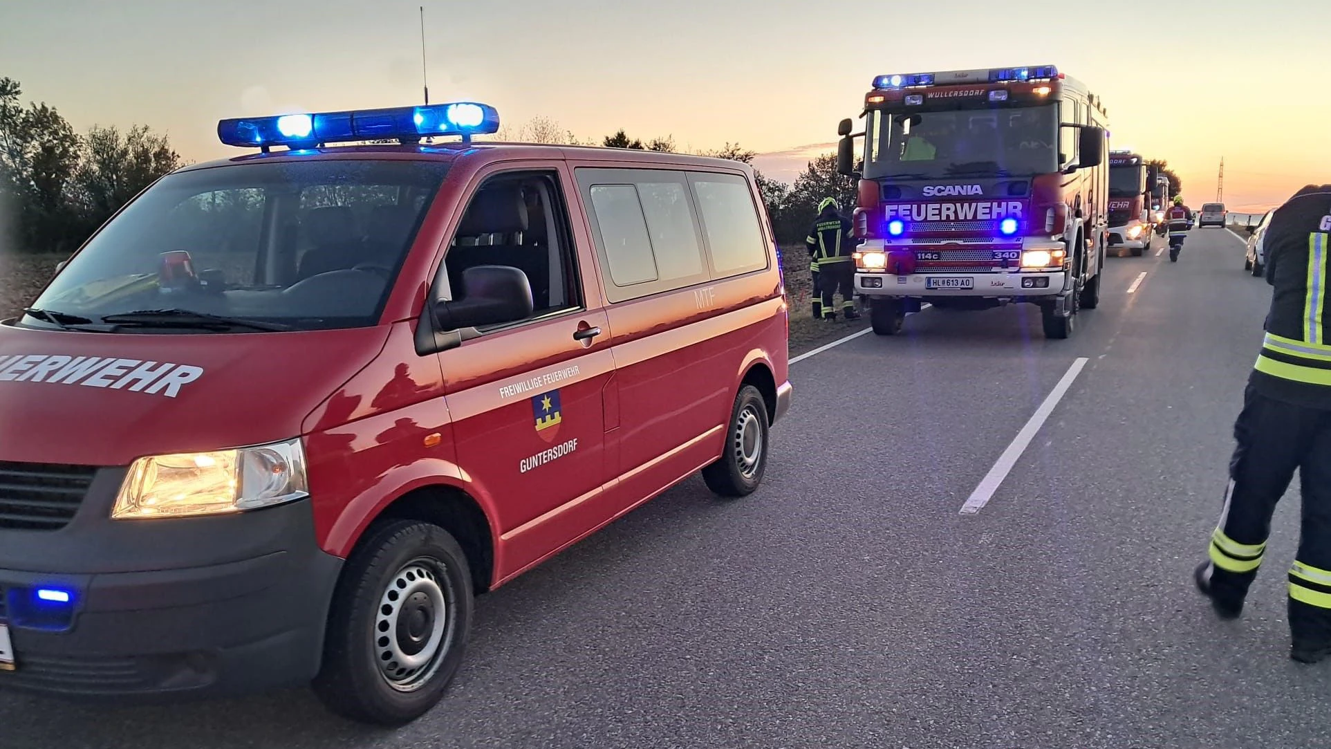 Der Wagen erfasste die 64-Jährige. Sofort wurden umfangreiche Rettungsmaßnahmen eingeleitet.