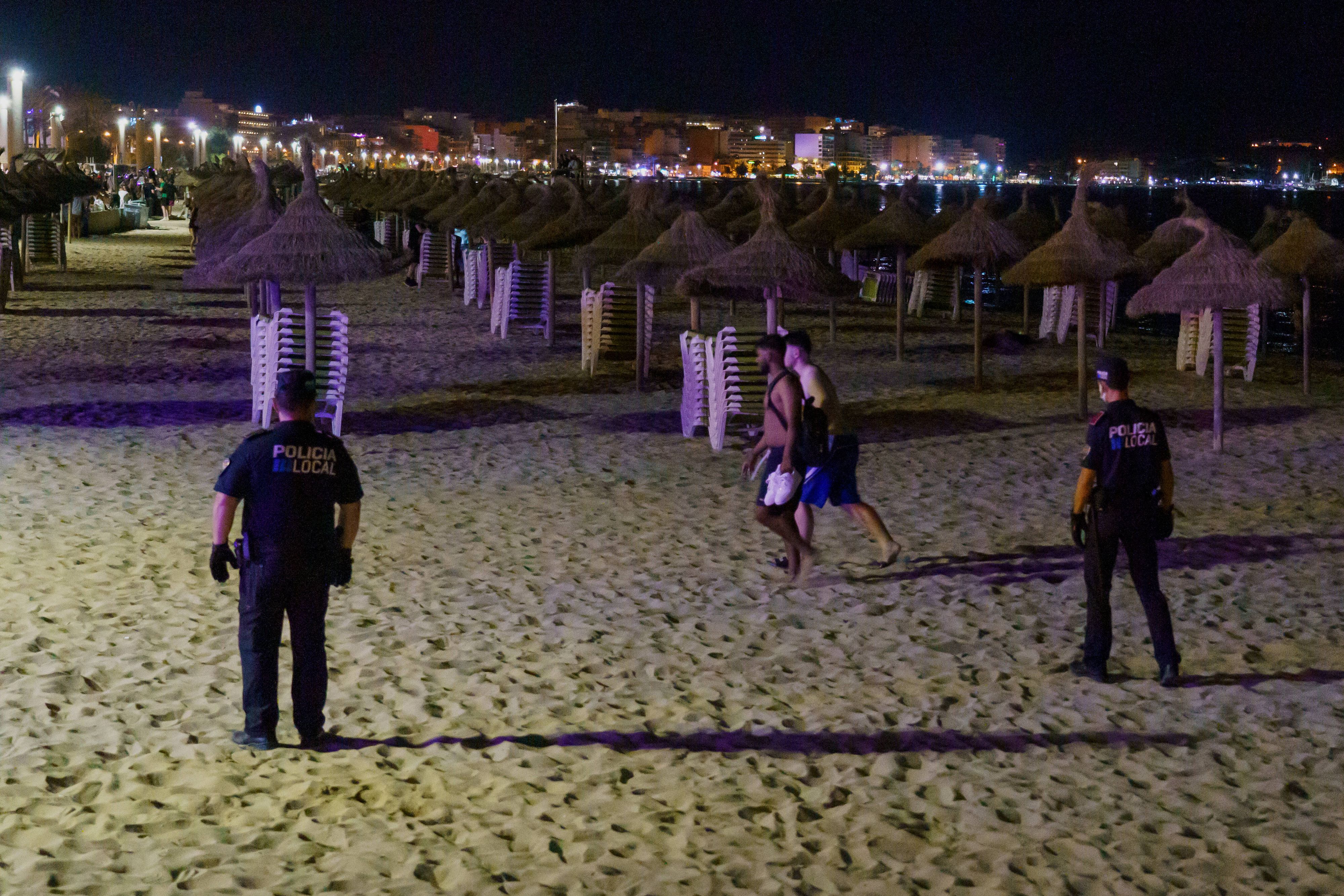 Heute.at - Kokain-Paket am Ballermann-Strand entdeckt