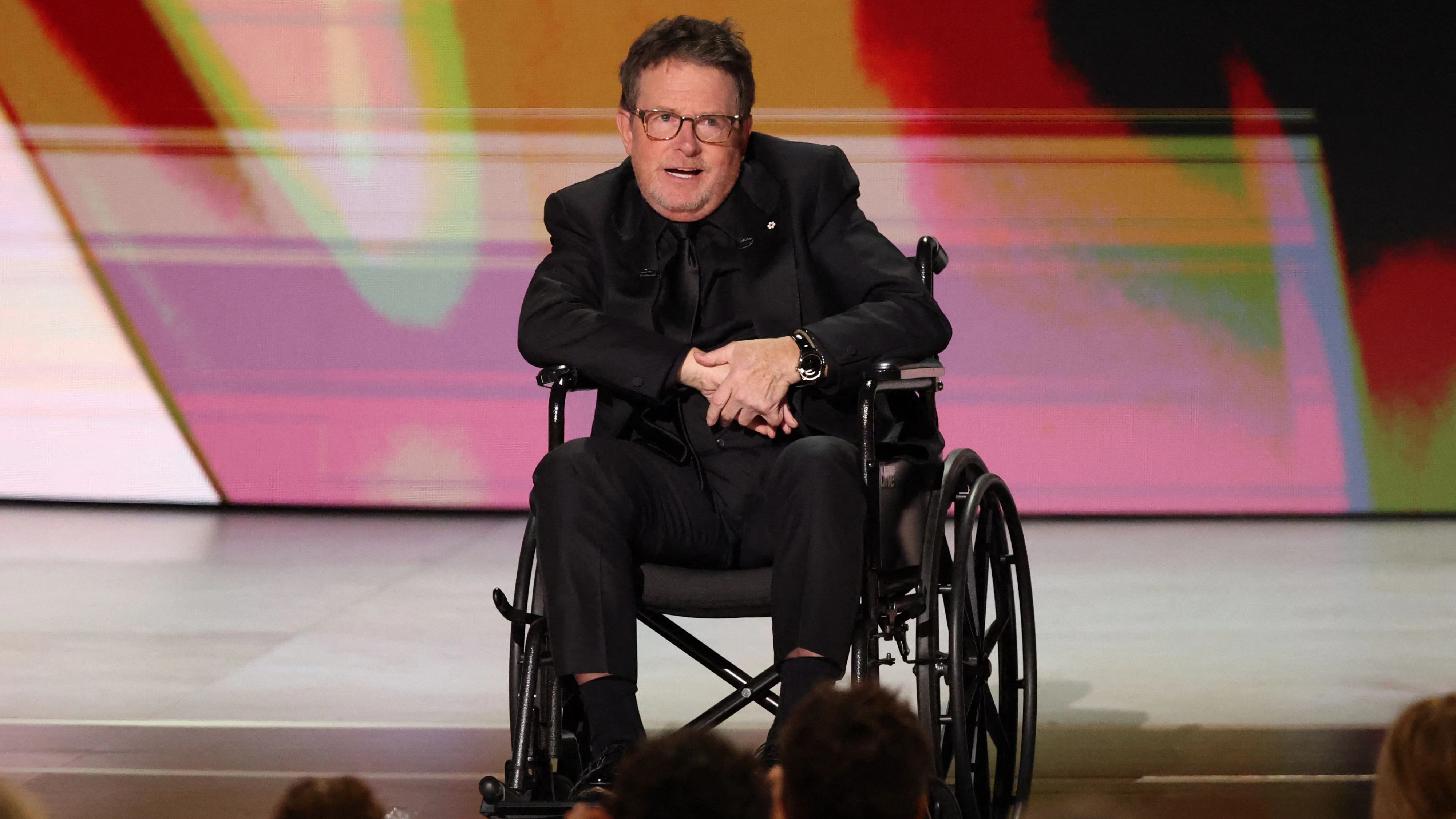 Michael J. Fox bekam bei der 78. Verleihung der Primetime Emmy Awards in Los Angeles den Bob-Hope-Humanitarian-Award überreicht.