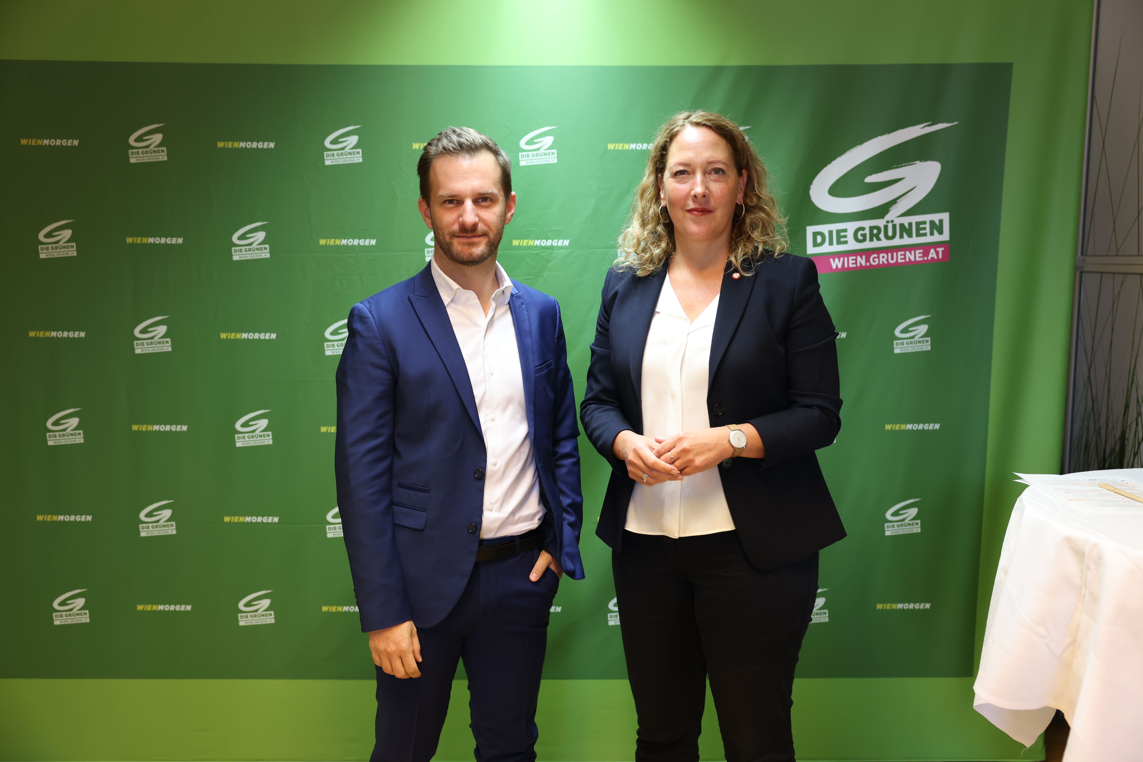 Peter Kraus und Judith Püringer präsentierten das Herbst-Programm der Wiener Grünen.