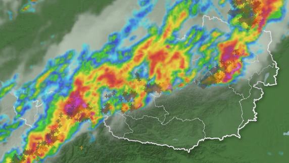 Jetzt erreicht die Kaltfront Wien.