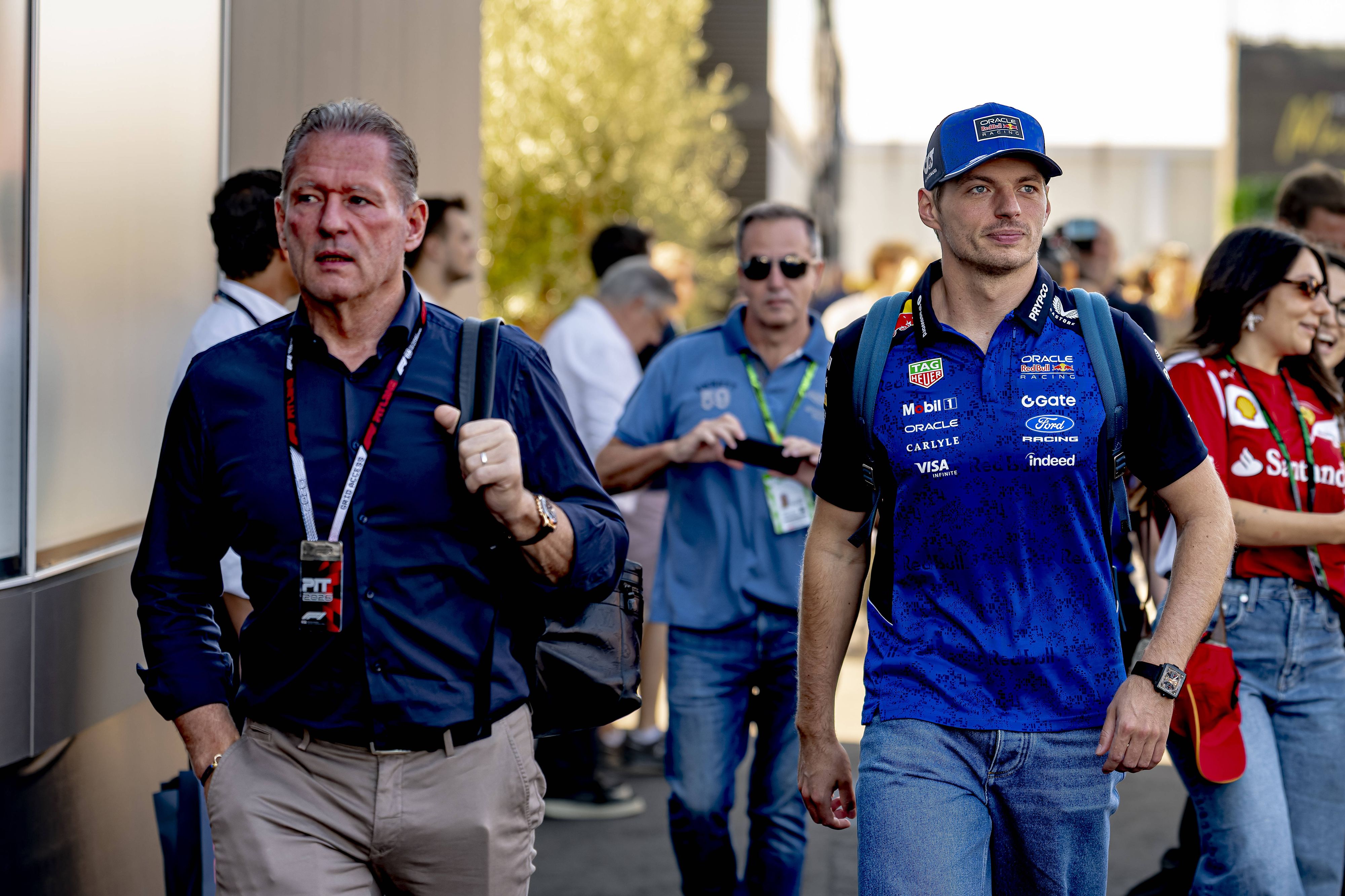 Papa Jos Verstappen und Star-Fahrer Max Verstappen. 