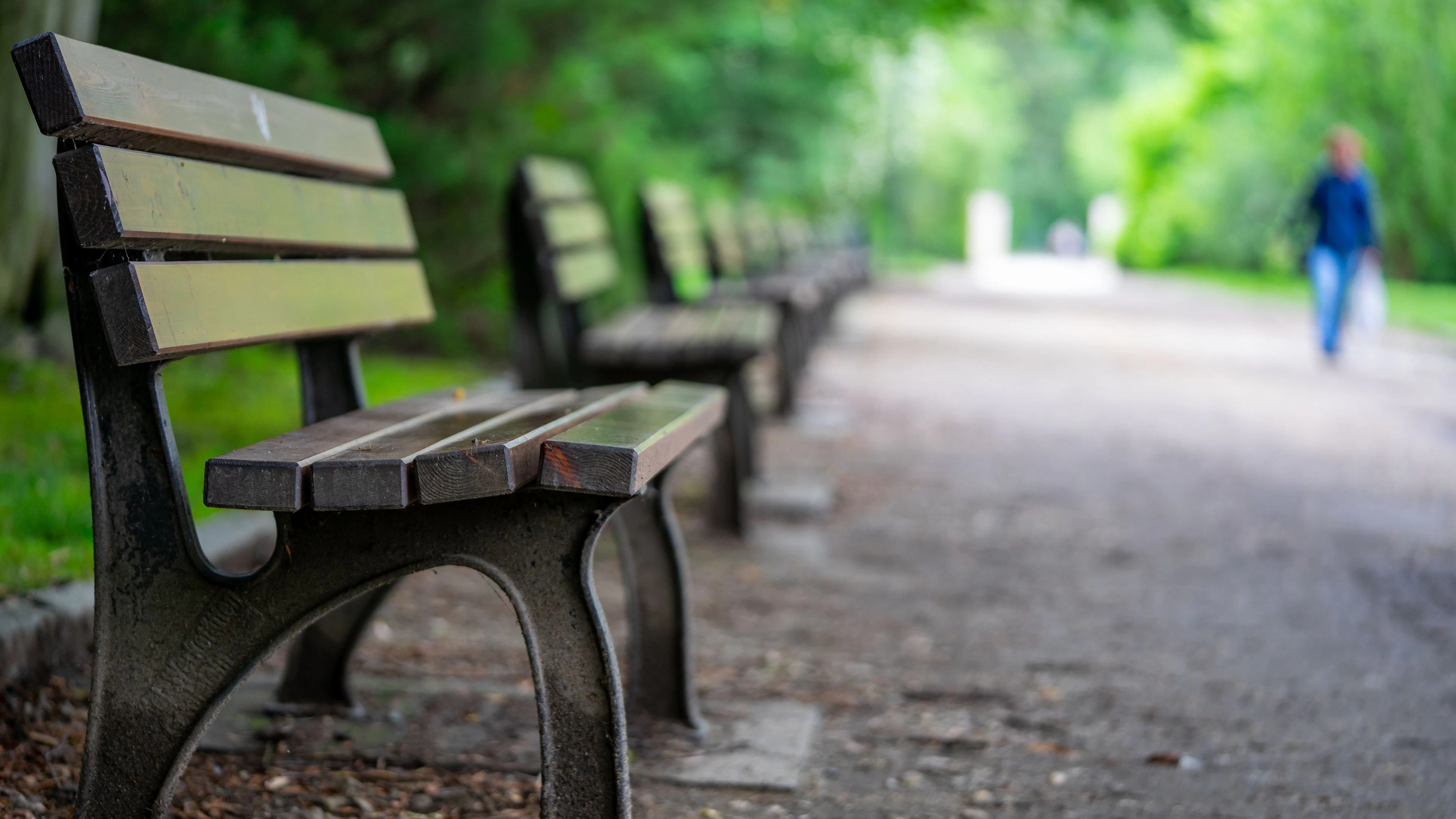 Heute.at - Teenie-Gang prügelt in Wiener Park auf Opfer ein