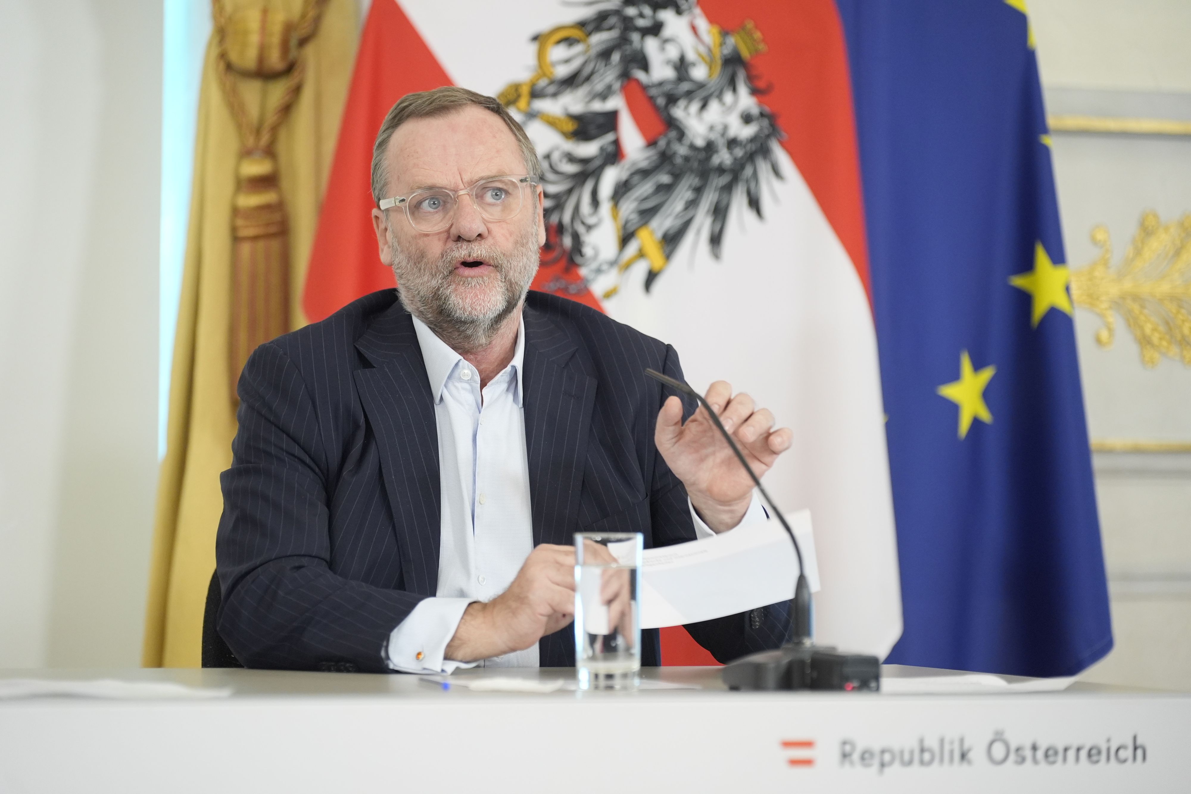 Neos-Staatssekretär Sepp Schellhorn bringt EU-Staaten zur Entbürokratisierung an einen Tisch.