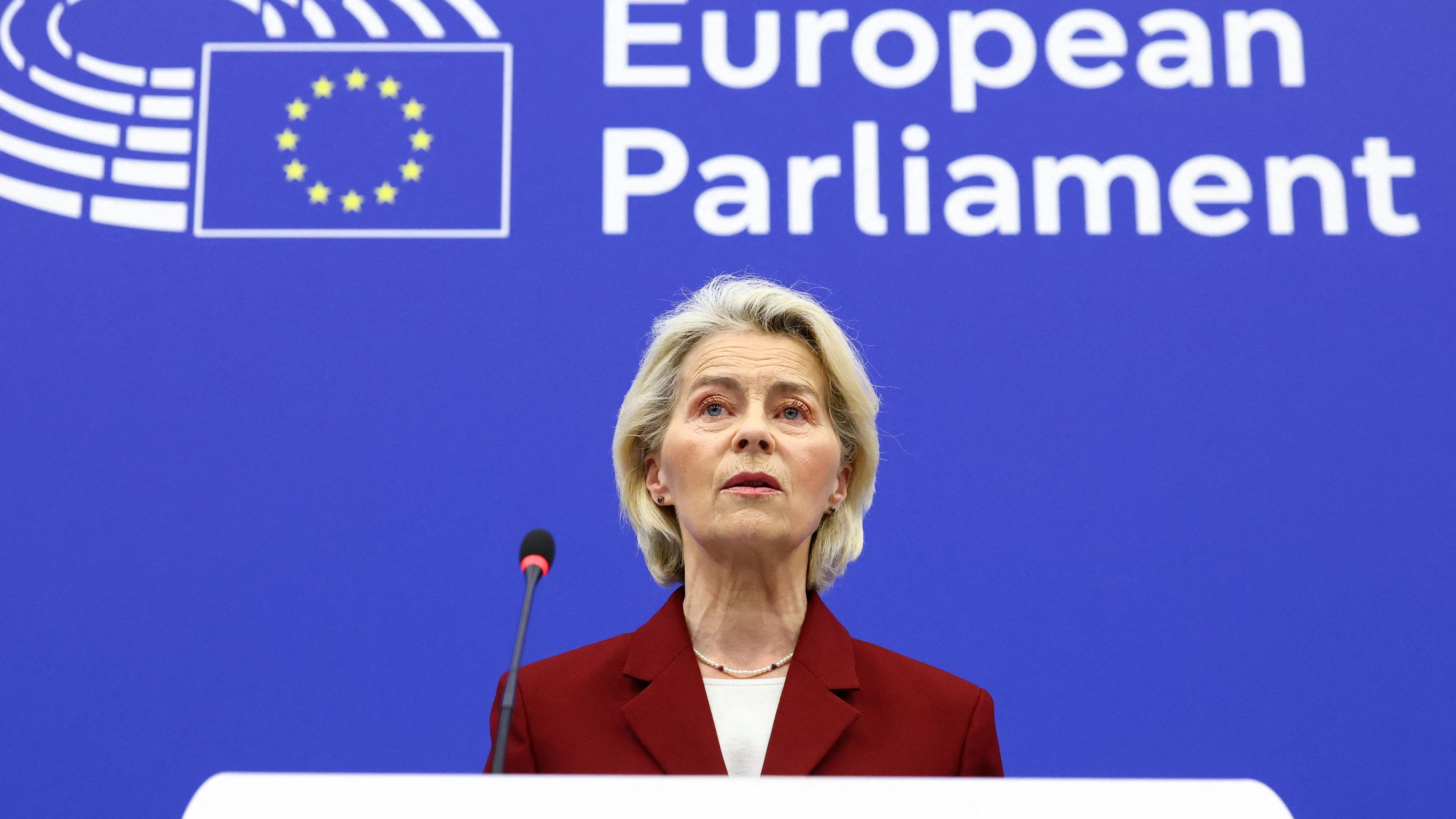 European Commission President Ursula von der Leyen attends a press conference with Executive Vice-President of the European Commission for Technological Sovereignty, Security, and Democracy Henna Virkkunen (not pictured) to present the EU Kids Act, in Strasbourg, France September 17, 2026. REUTERS/Yves Herman