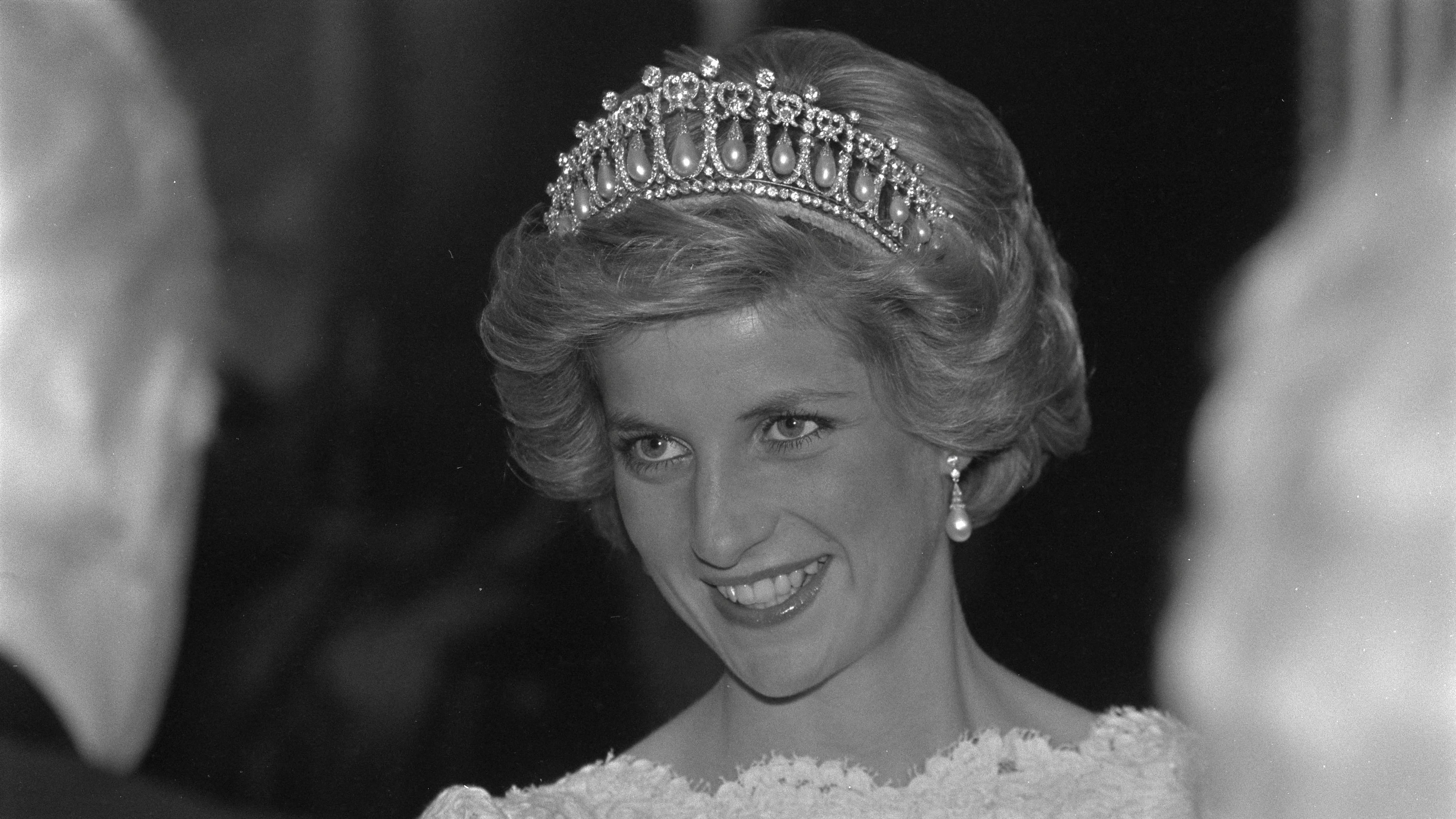 Prinzessin Diana bei einem Abendessen und Empfang in der britischen Botschaft in Washington, D.C. am 10. November 1985.