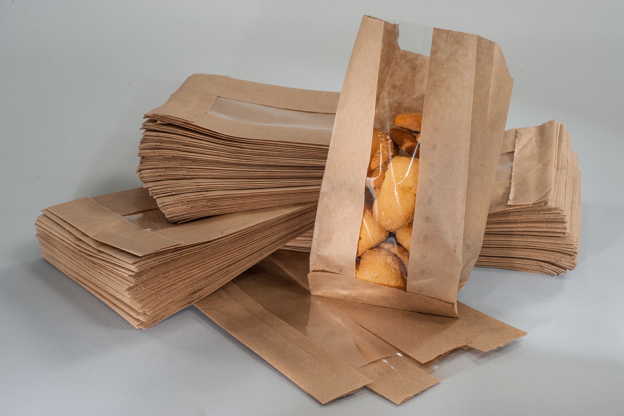 Papier oder Restmüll? Bei einem Brotsackerl mit Sichtfenster ist die Antwort nicht so eindeutig, wie viele denken.