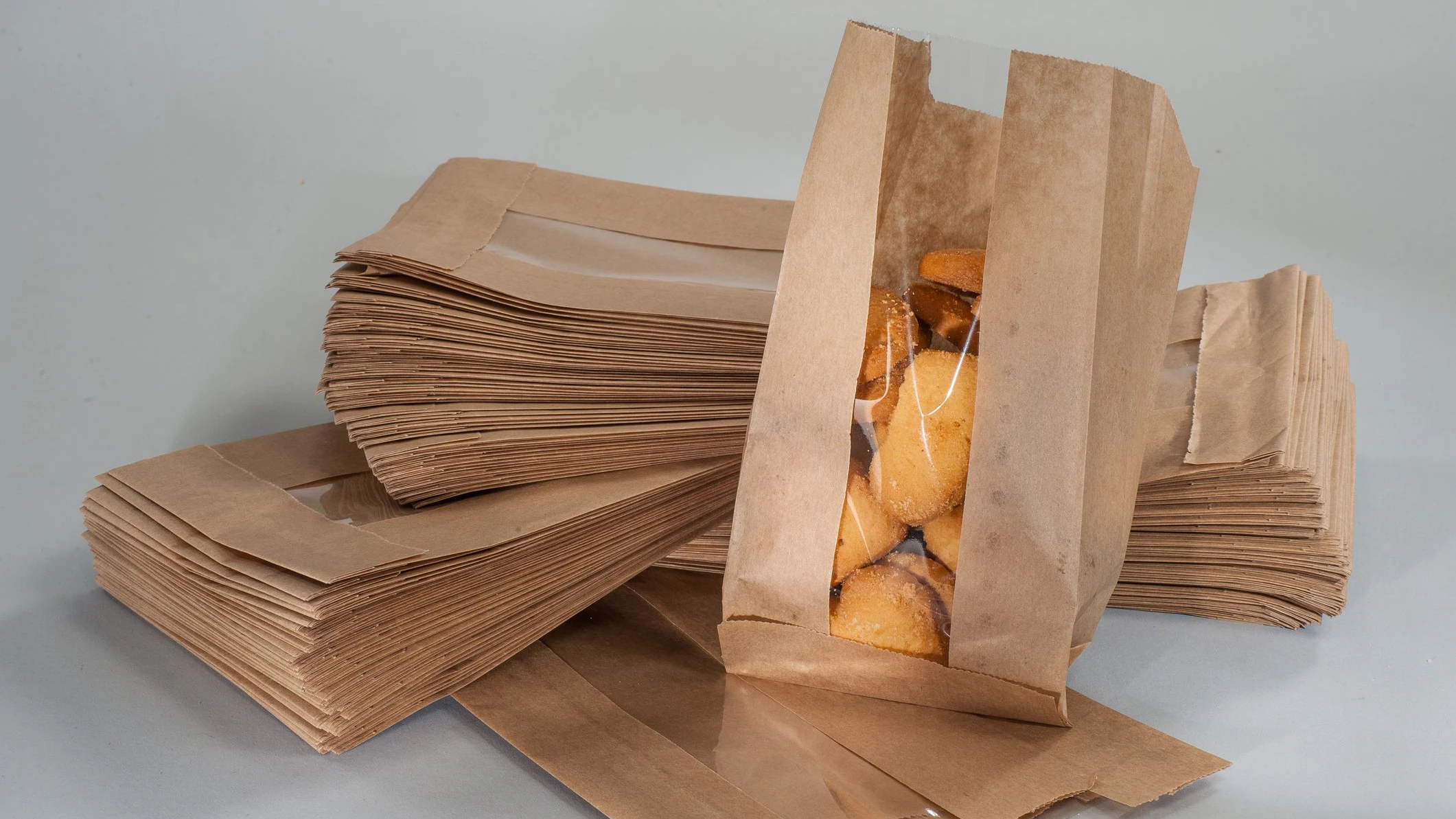 Papier oder Restmüll? Bei einem Brotsackerl mit Sichtfenster ist die Antwort nicht so eindeutig, wie viele denken.