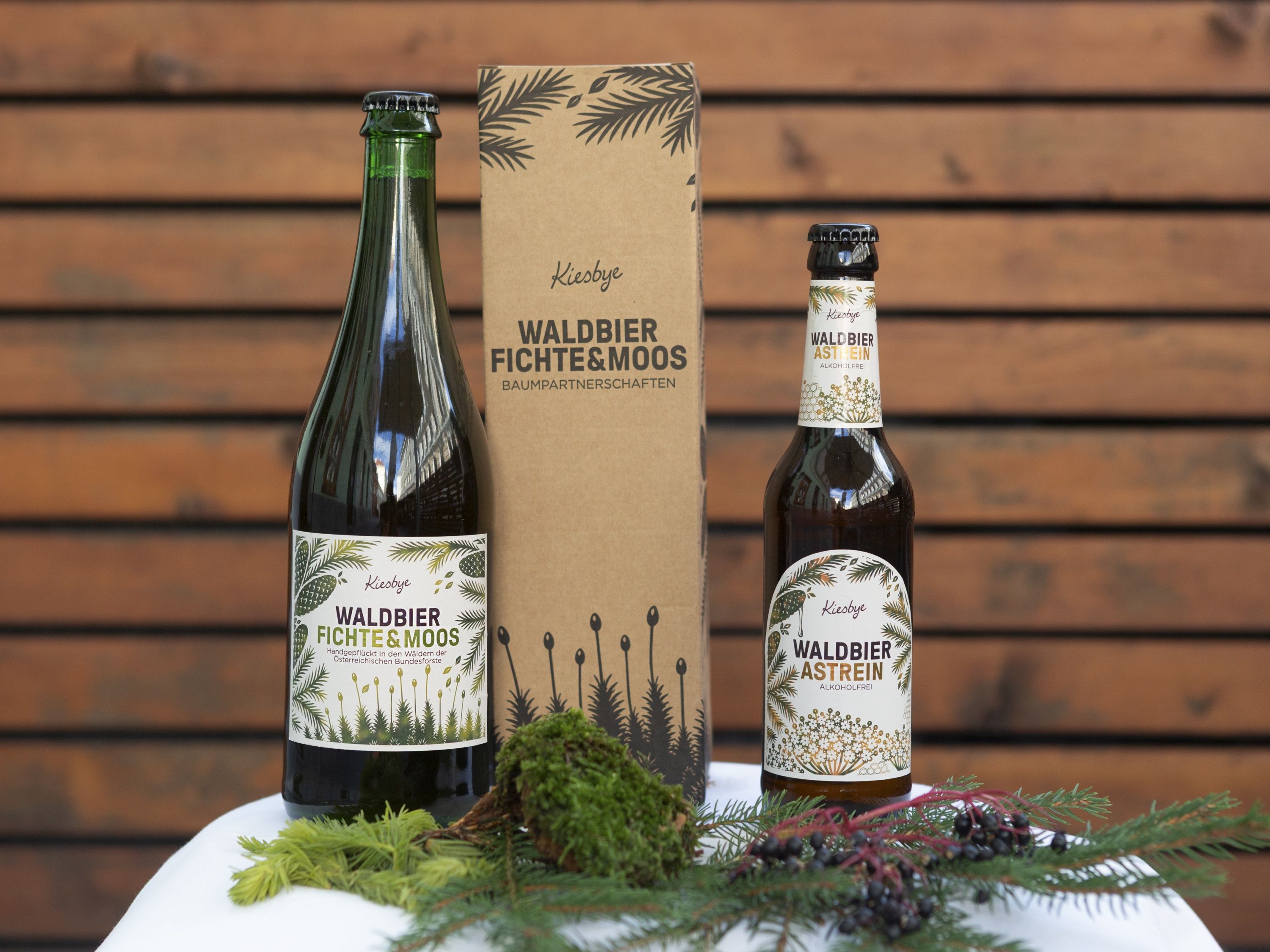 Waldbier-Edition 2026 „Fichte & Moos“ und mit „Astrein“ erstmals auch alkoholfreies Waldbier