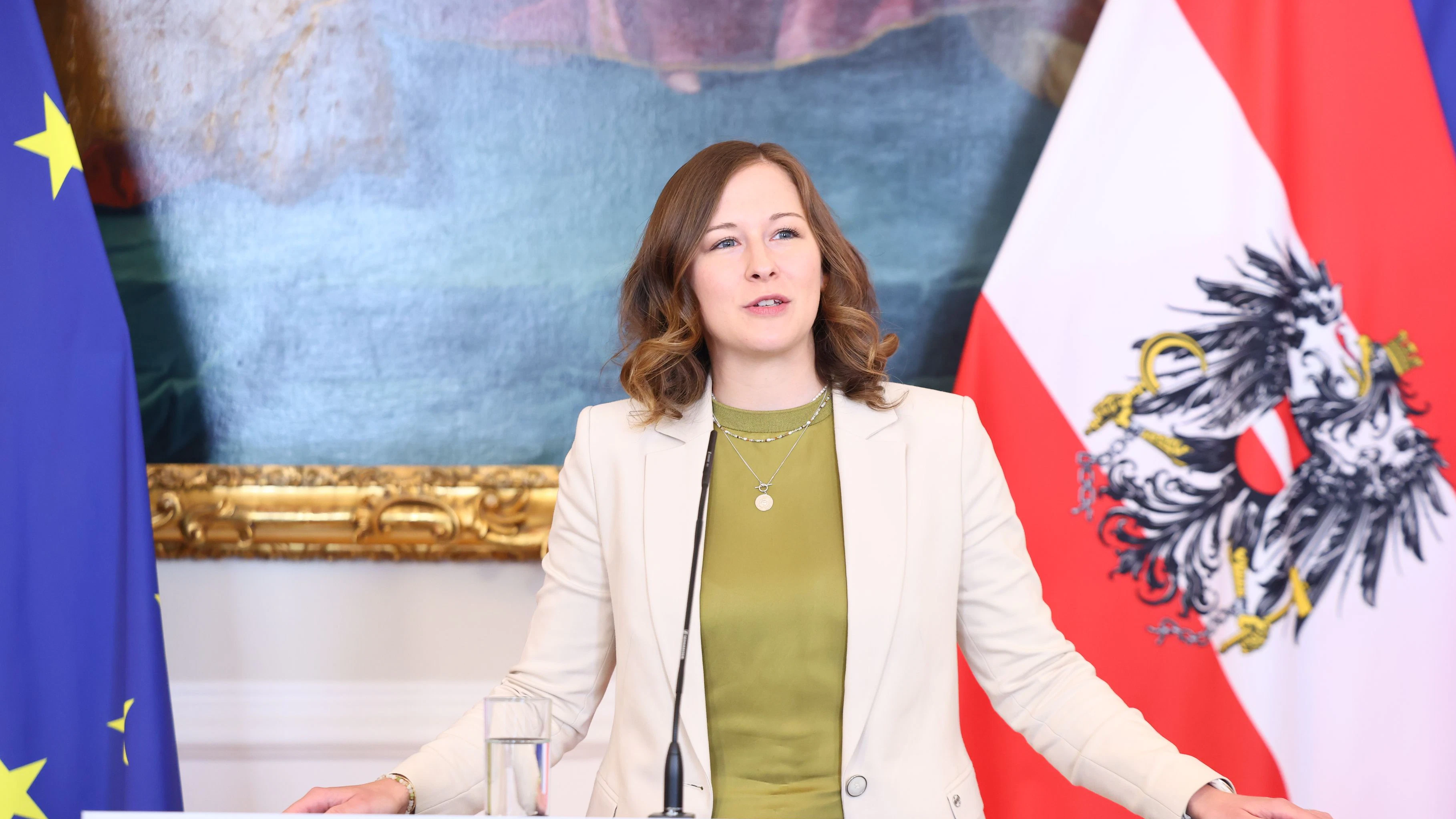 Heute.at - Ministerin Bauer will die EU ein Jahr auf Diät setzen