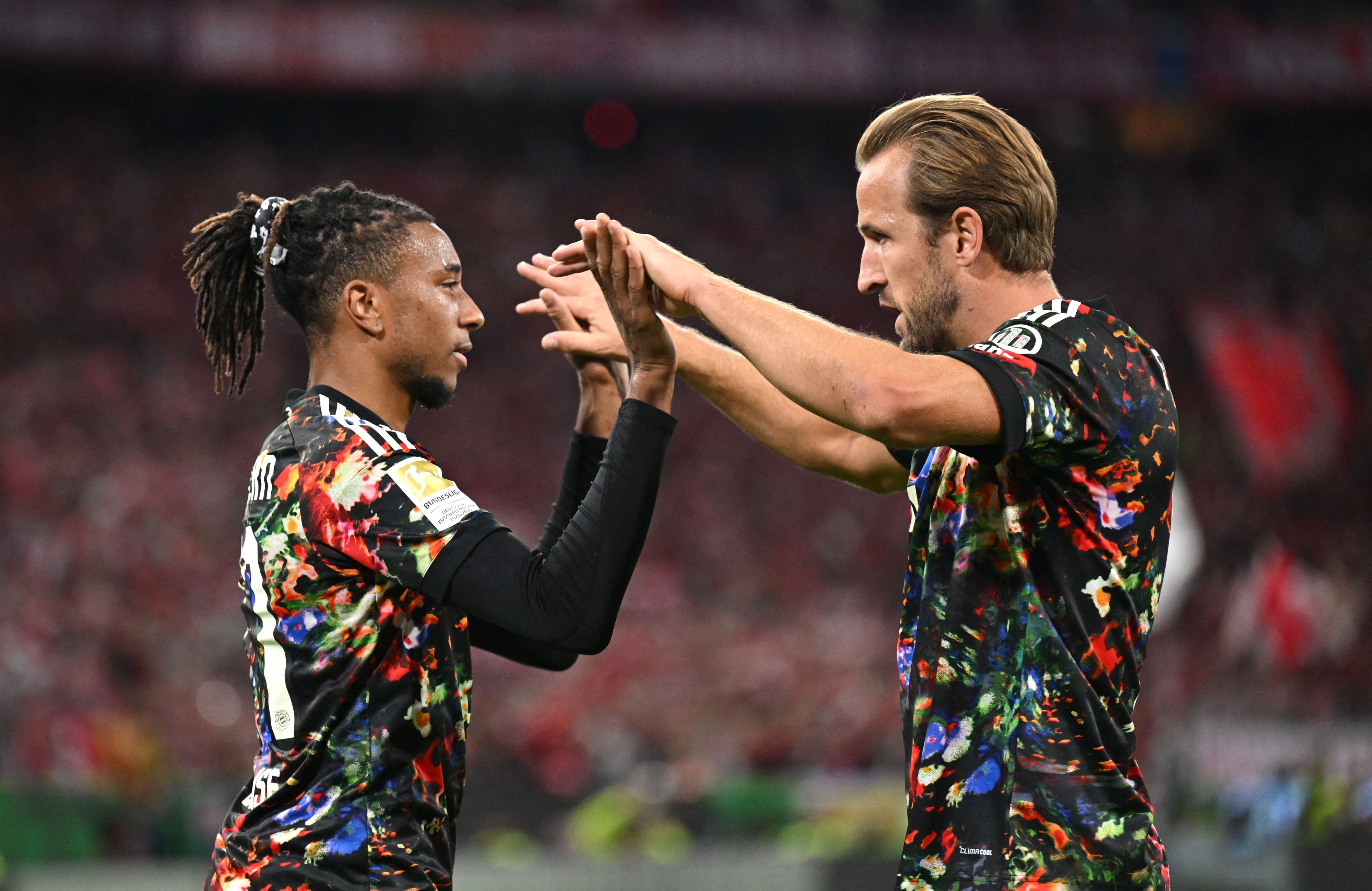 Bayern-Star Harry Kane jubelt gegen Union Berlin. 