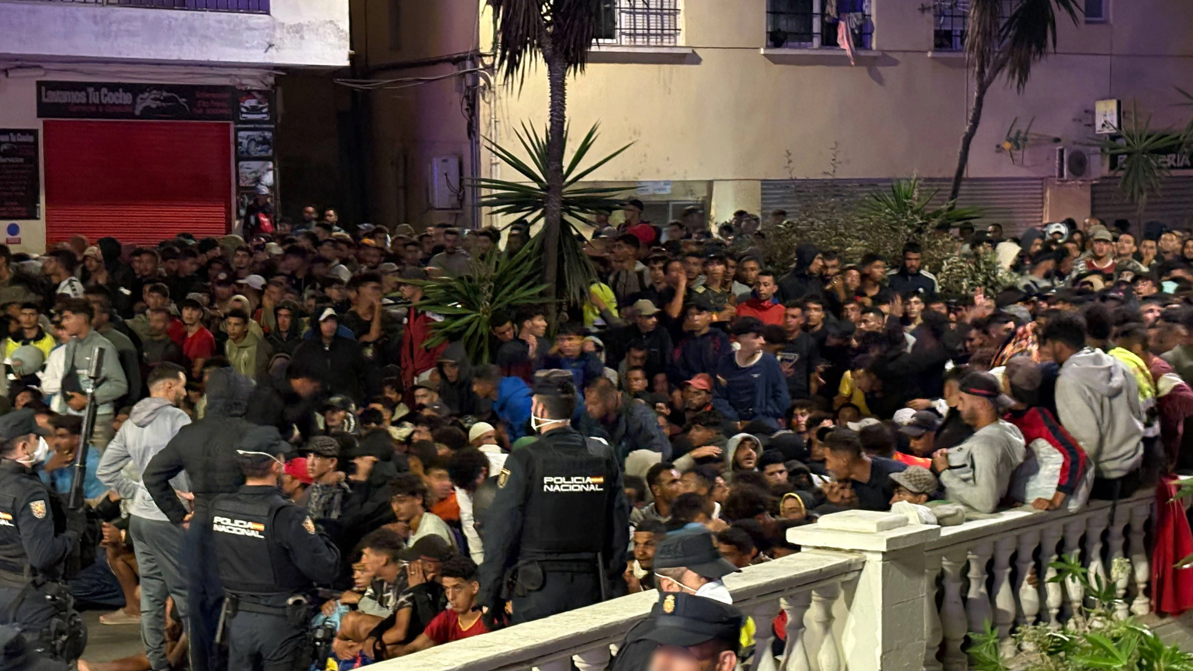 Heute.at - Migranten-Transfer eskaliert – Massenpanik in Ceuta