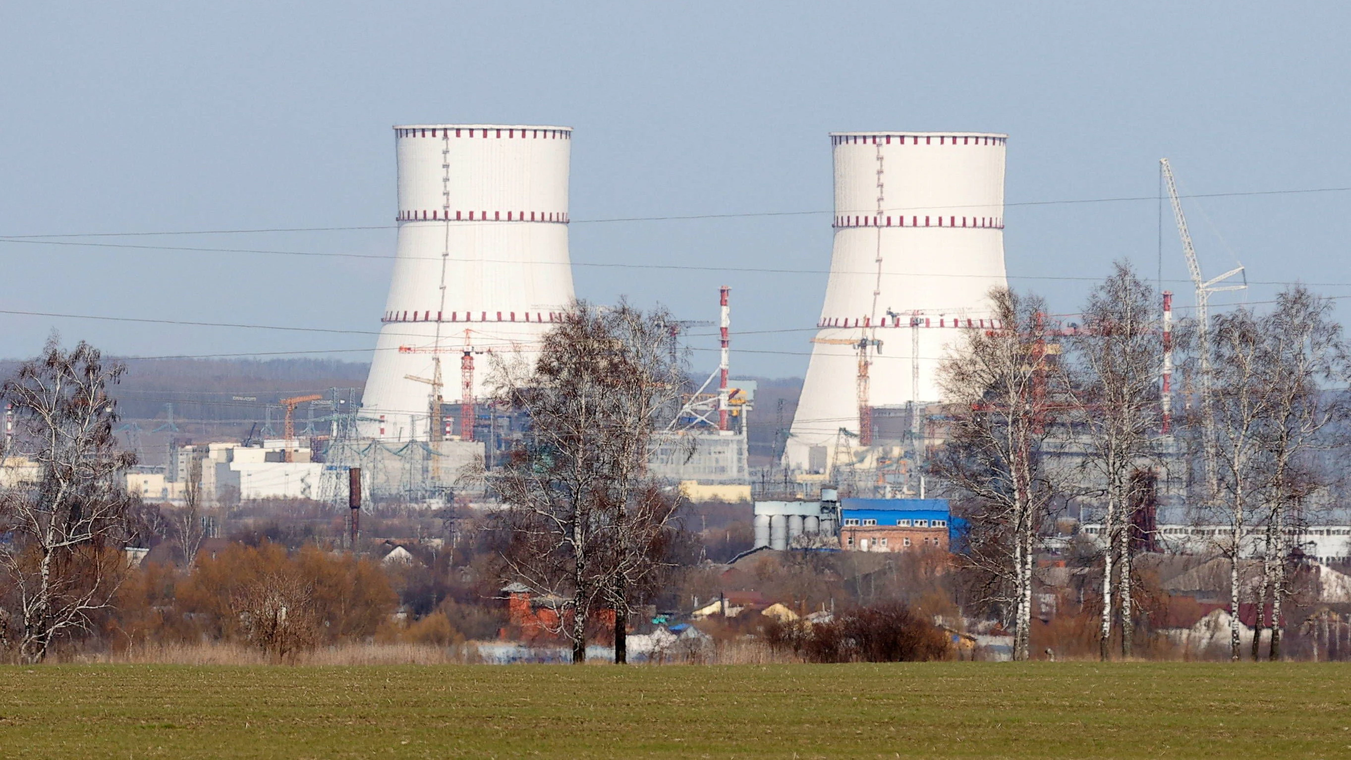 Heute.at - Atom-Schock! Drohne schlägt in Russen-Akw ein